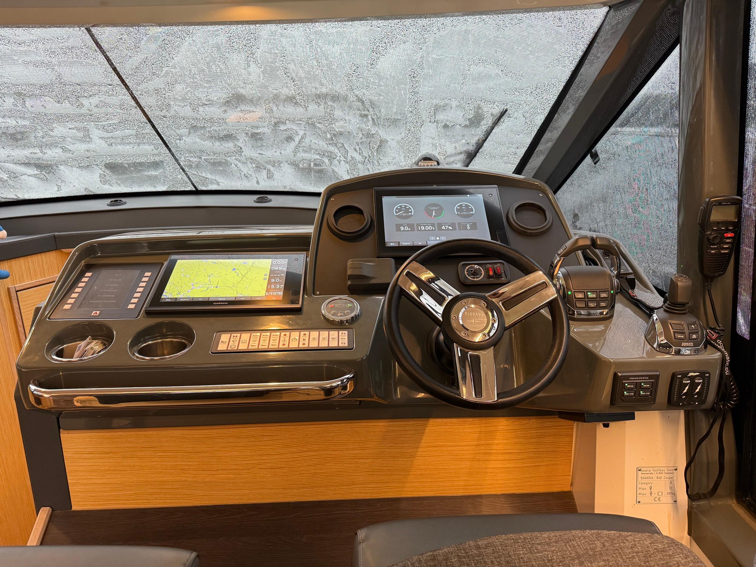 Bavaria R40 Coupe — foto 25 van 36
