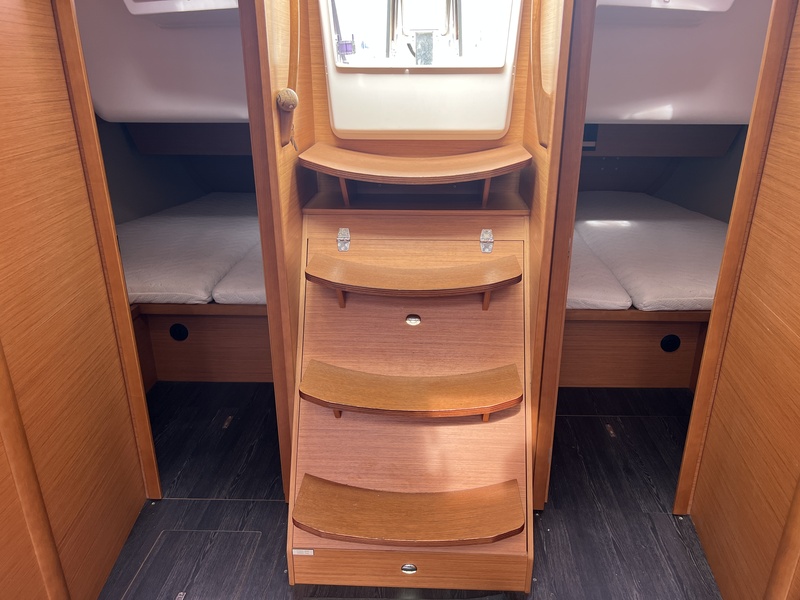 Dufour 430 GL — foto 19 van 63