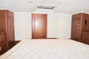 LongIsland 40 Runabout — foto 21 van 25