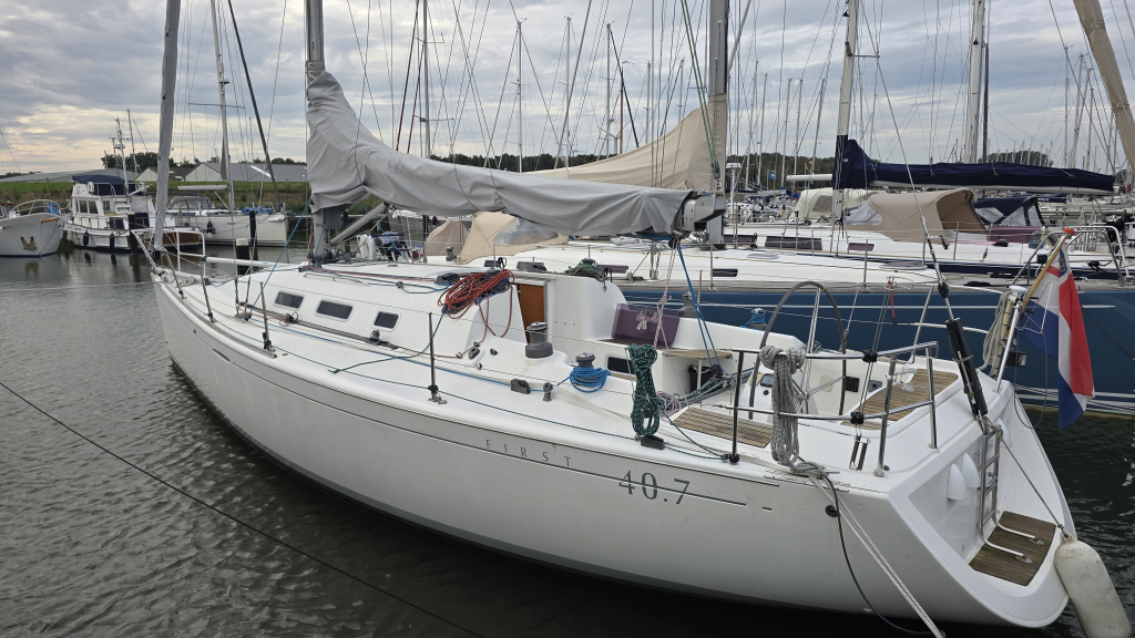 Beneteau First 40.7