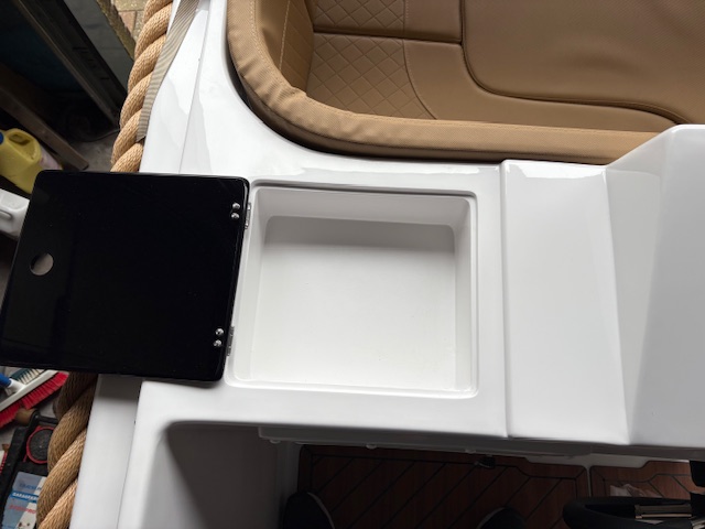 OP BESTELLING LEVERBAAR!! Coastliner 545 met Tohatsu 20 PK — foto 18 van 23