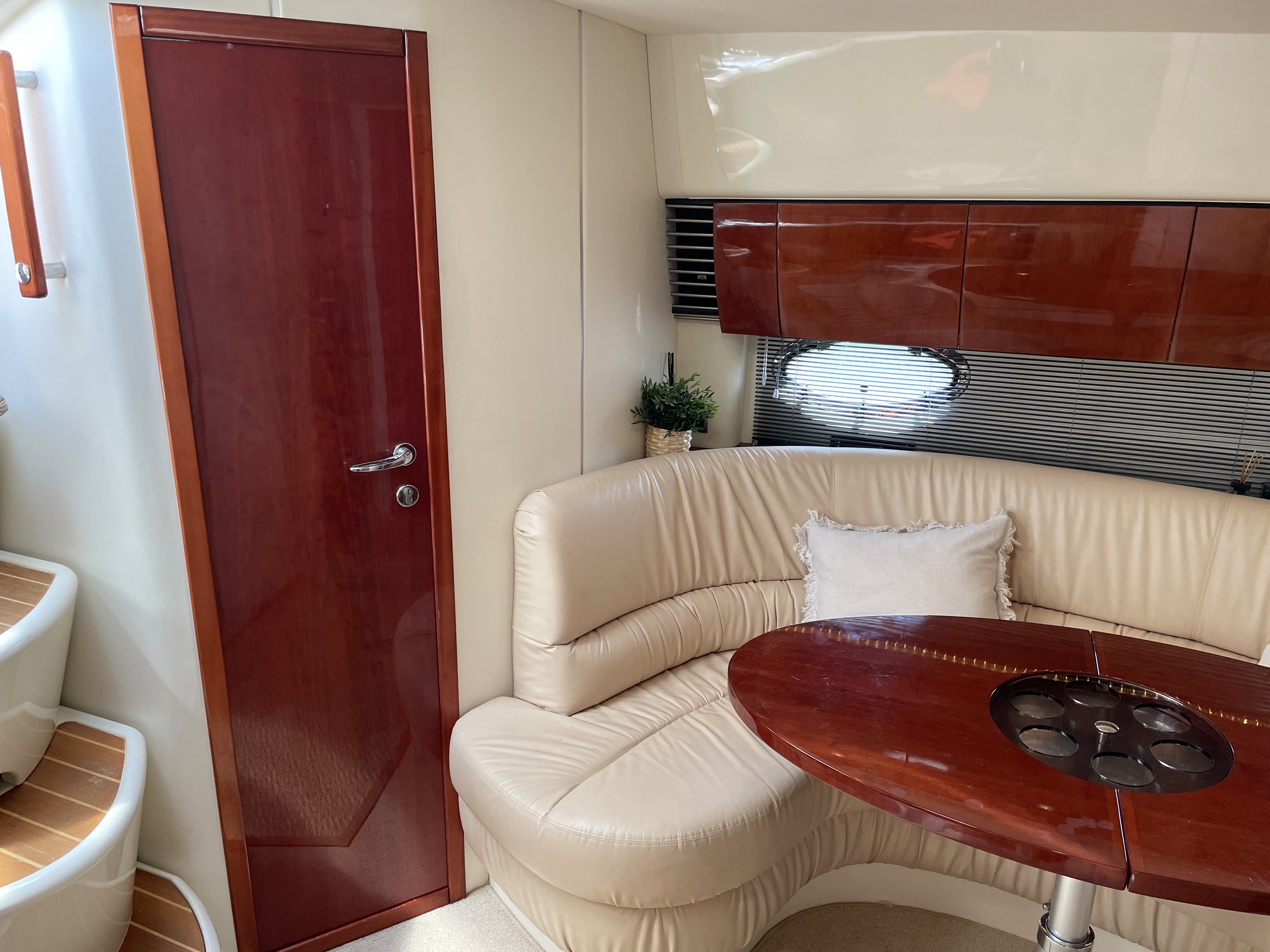 Fairline Targa 40 — foto 16 van 22