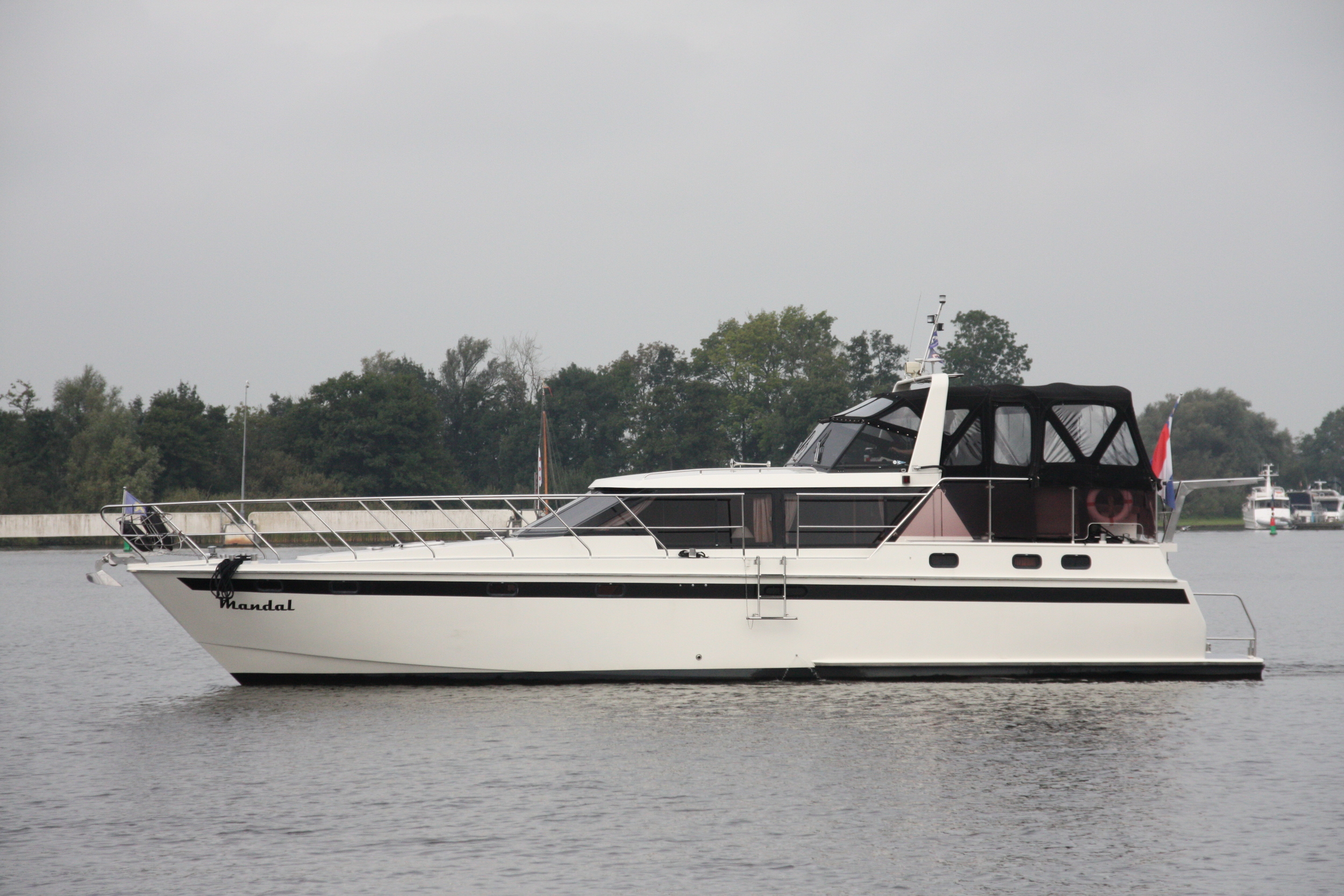 Vripack Catfish 1400 — foto 4 van 27