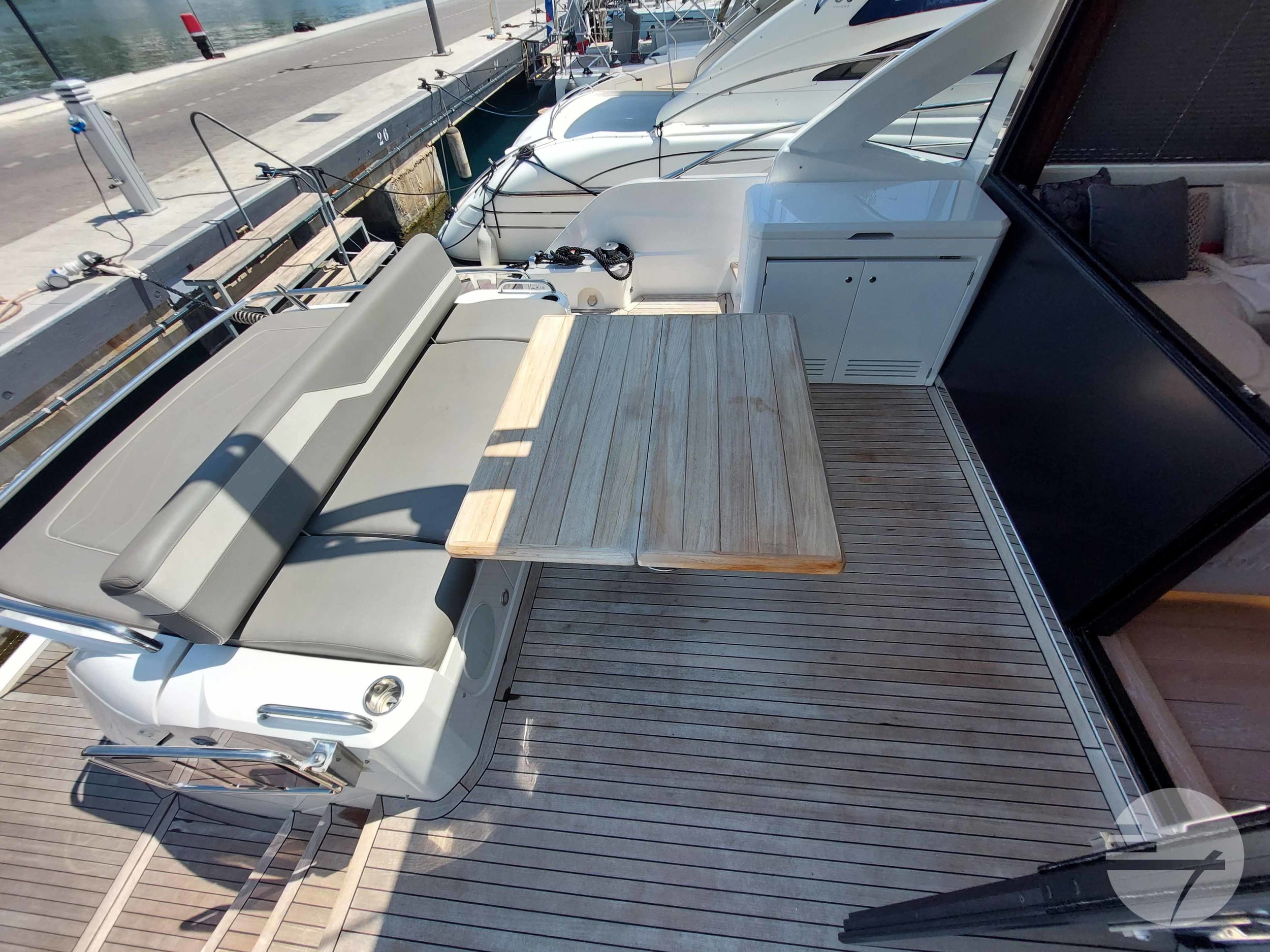 Sunseeker Predator 55 EVO — foto 17 van 70