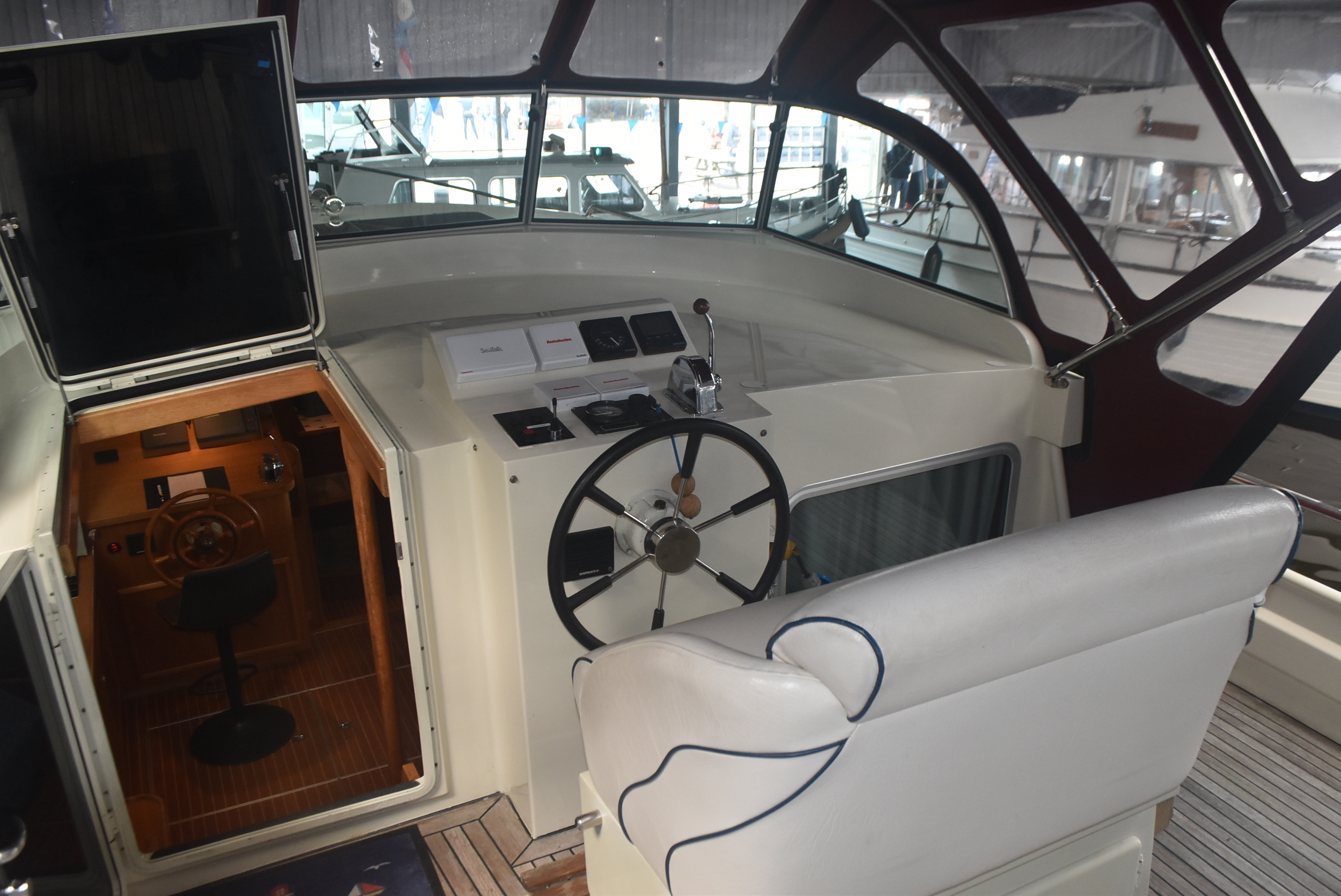 Linssen 380 AC — foto 3 van 22