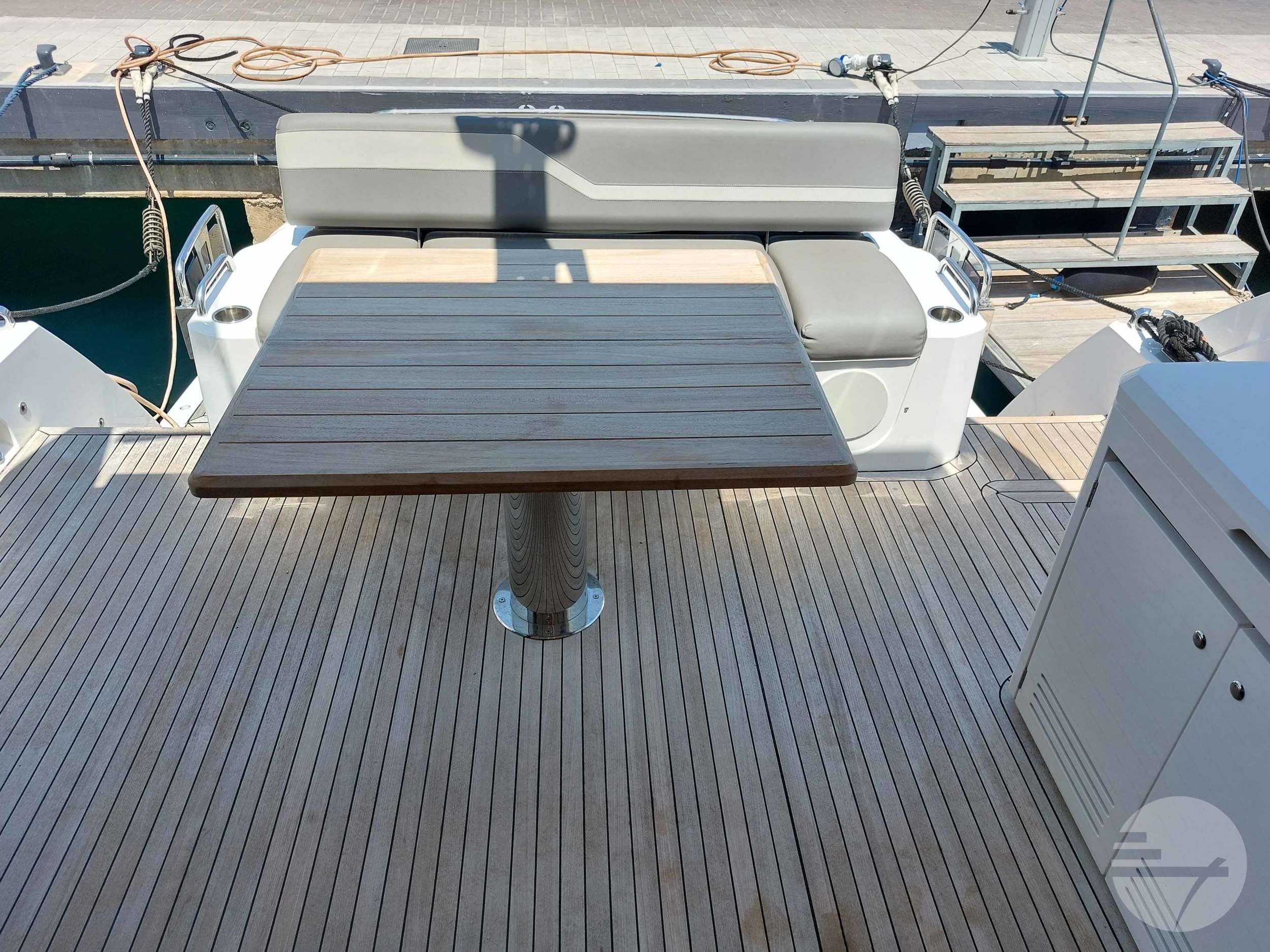 Sunseeker Predator 55 EVO — foto 18 van 70