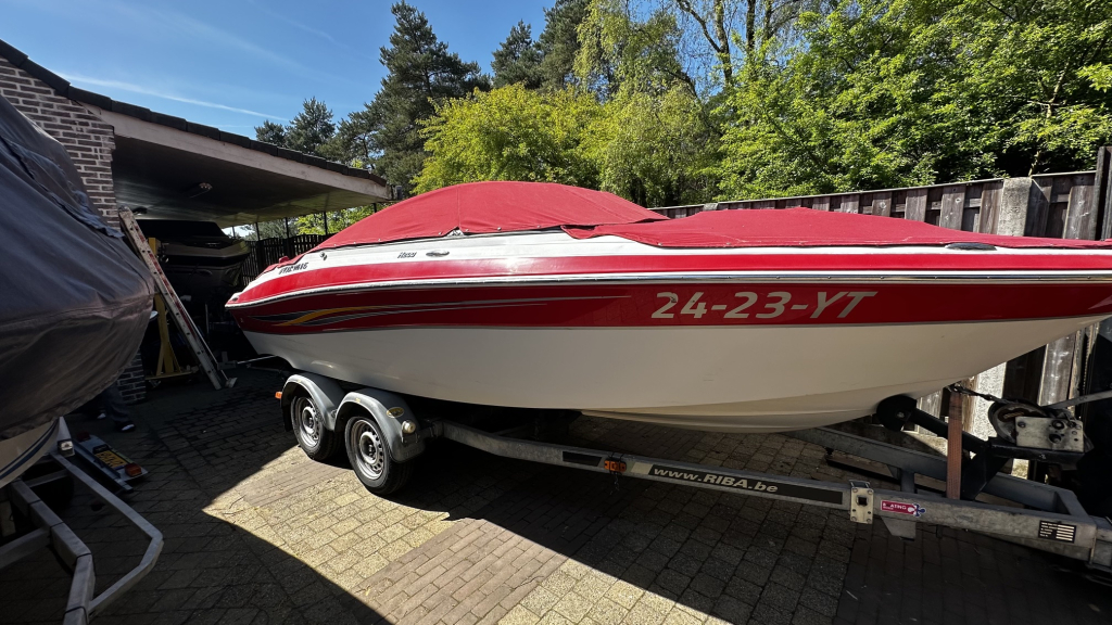 Four Winns H200 – Sportieve bowrider met krachtige V6 en royale indeling — foto 6 van 30