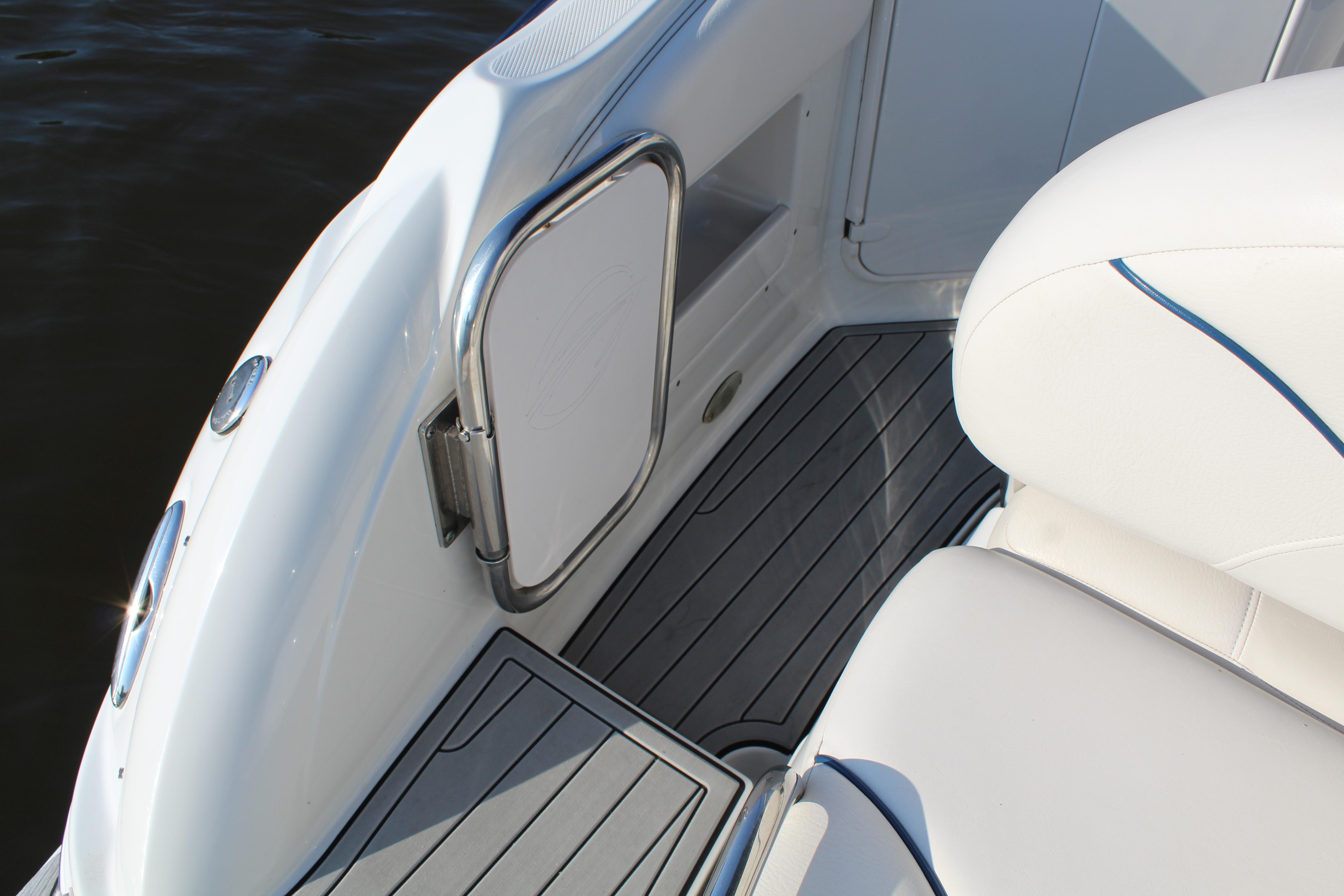 Crownline 270 CR — foto 10 van 25
