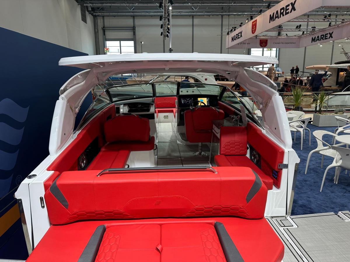 Four Winns H9 Bowrider — foto 8 van 25