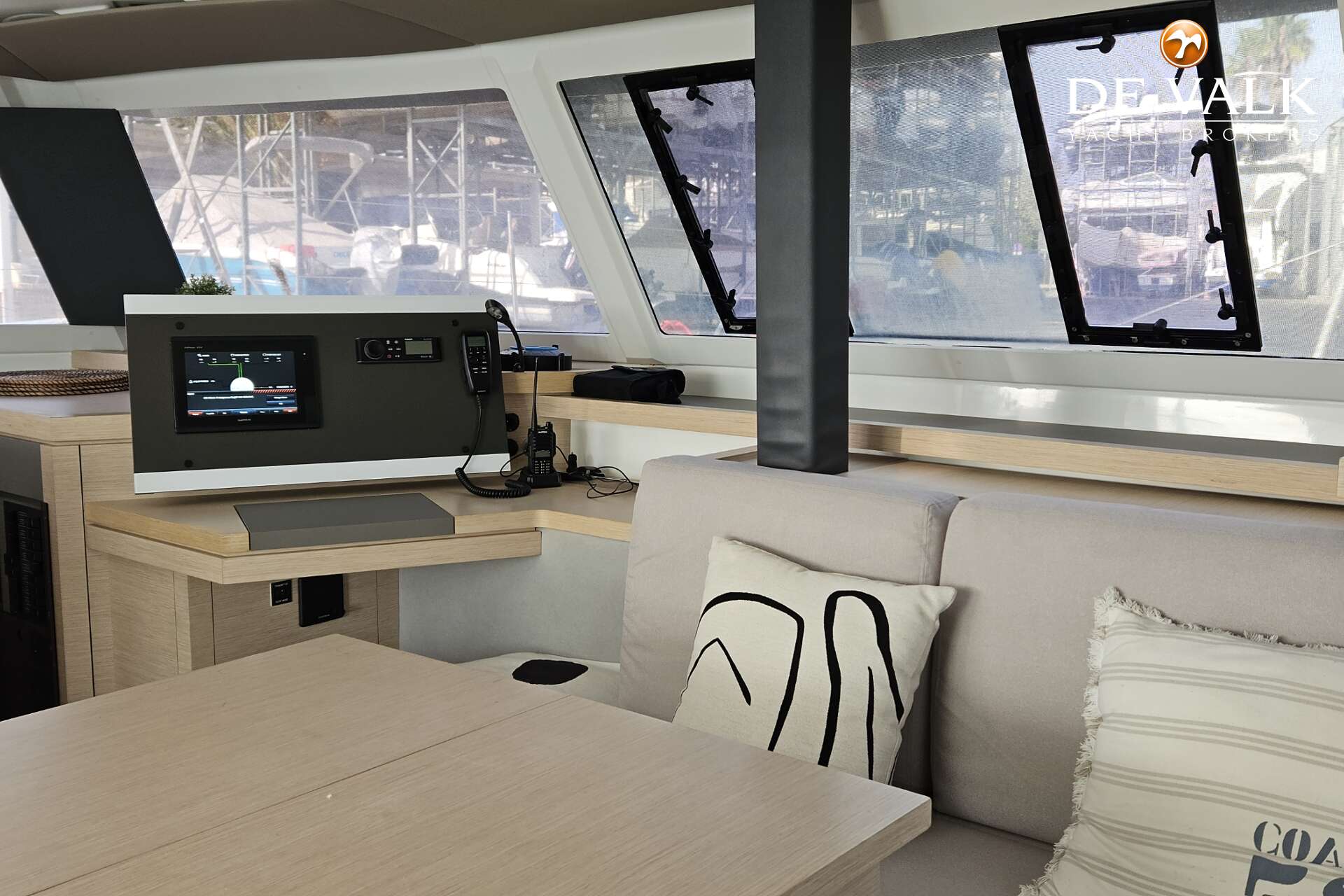 Fountaine Pajot Astrea 42 — foto 26 van 39
