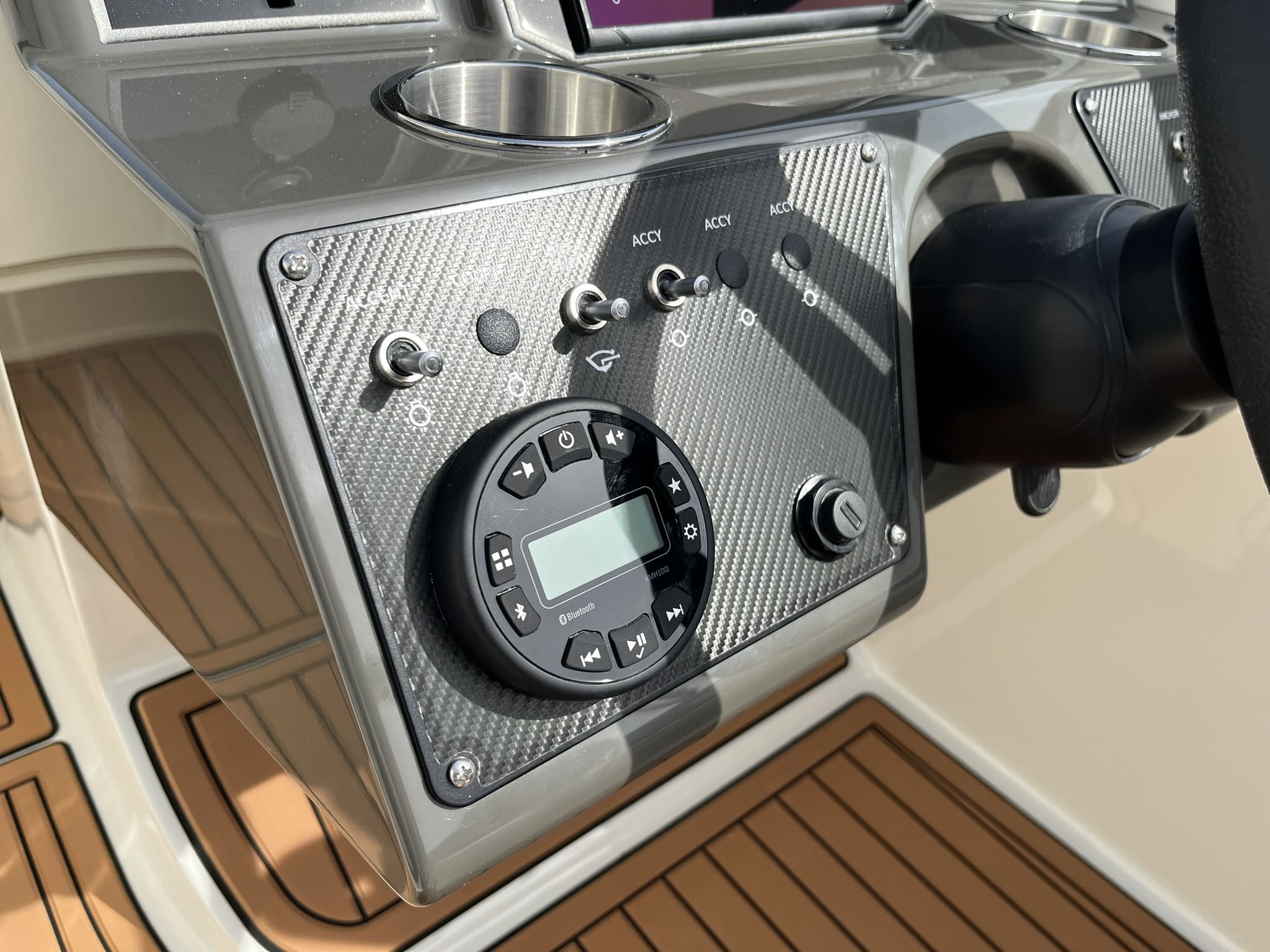 Bayliner VR6 Bowrider — foto 24 van 31