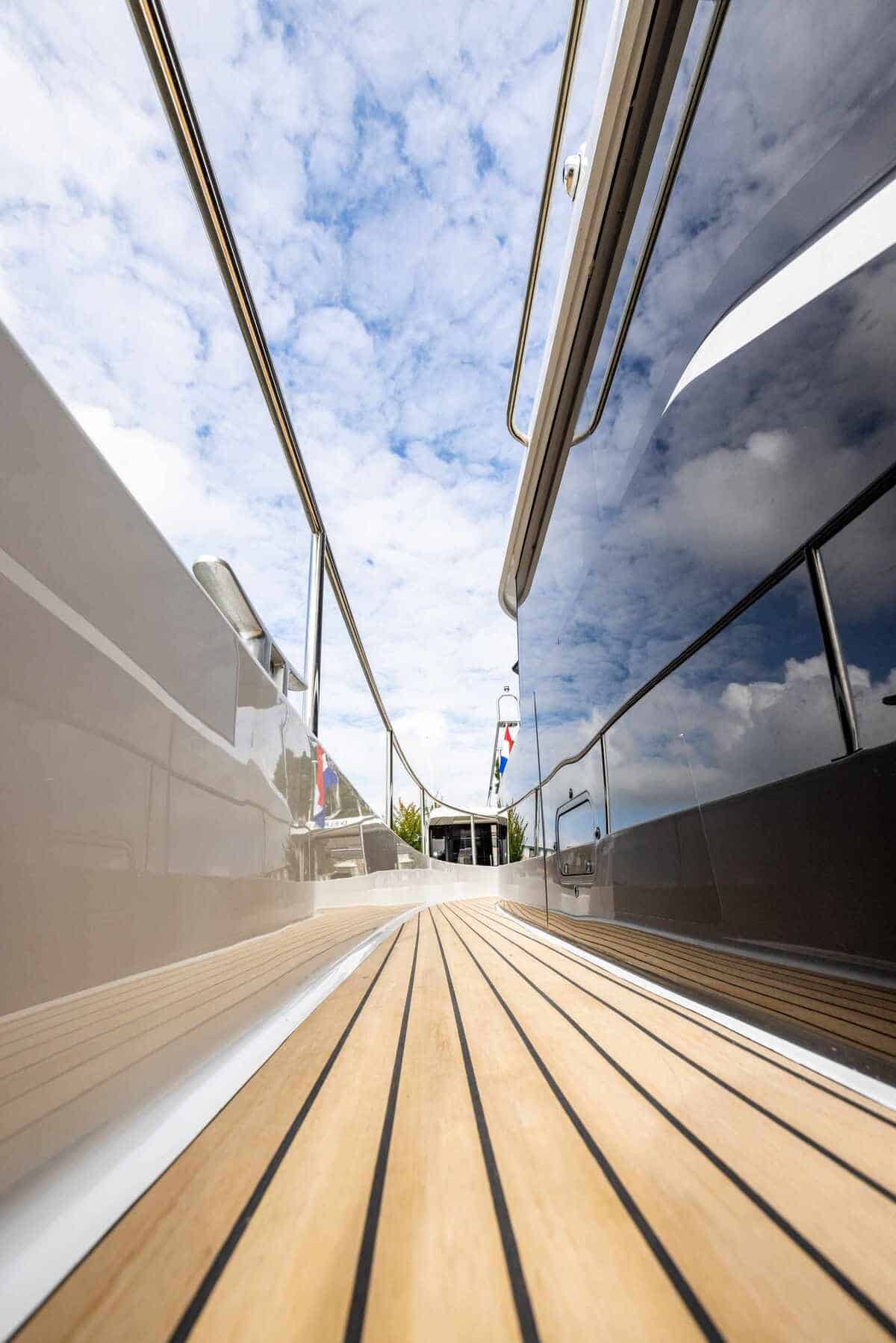 Delphia Yachts 11 Sedan Electric — foto 9 van 12