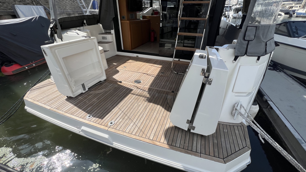 Beneteau Swift Trawler 35 — foto 30 van 76