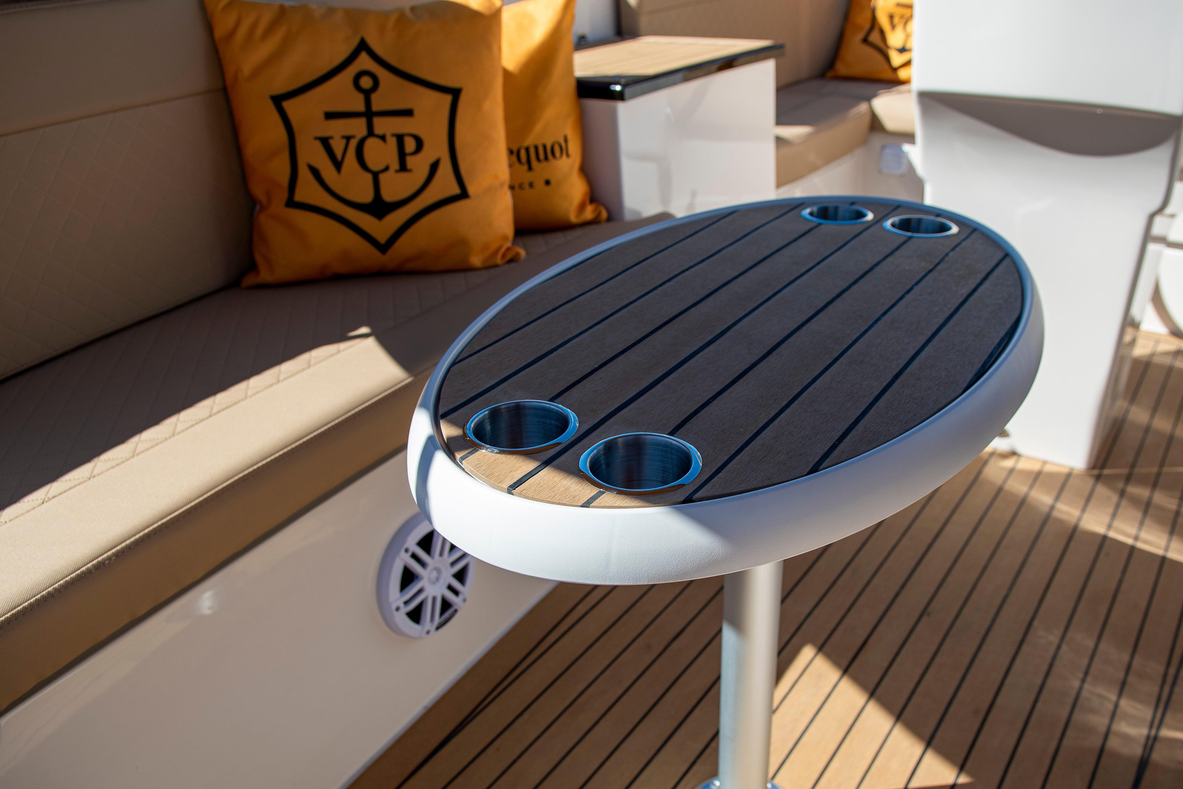 Lago Amore 733 Tender — foto 12 van 12