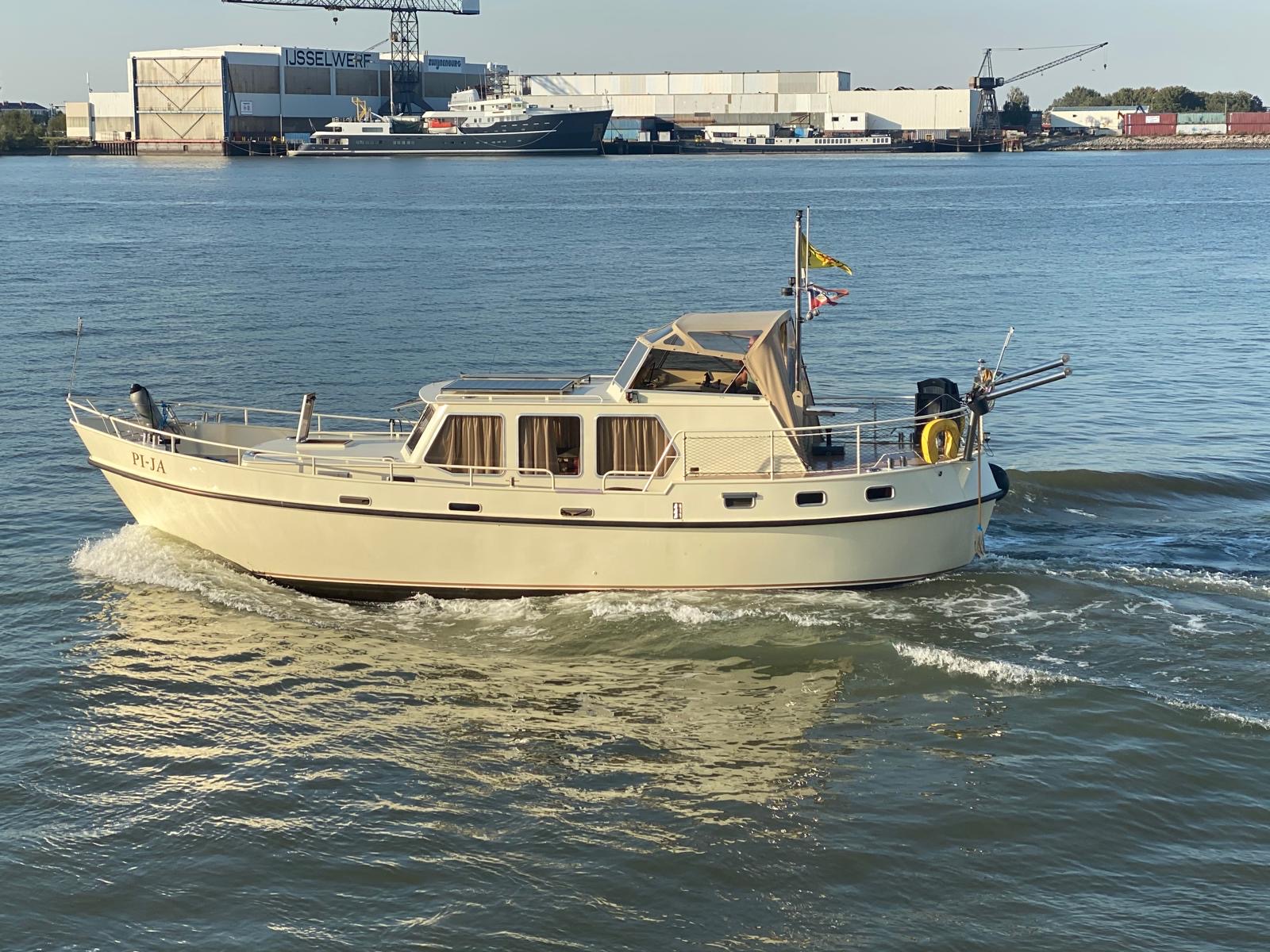 Monty Bank Kotter 41 AK Cabrio — foto 53 van 54