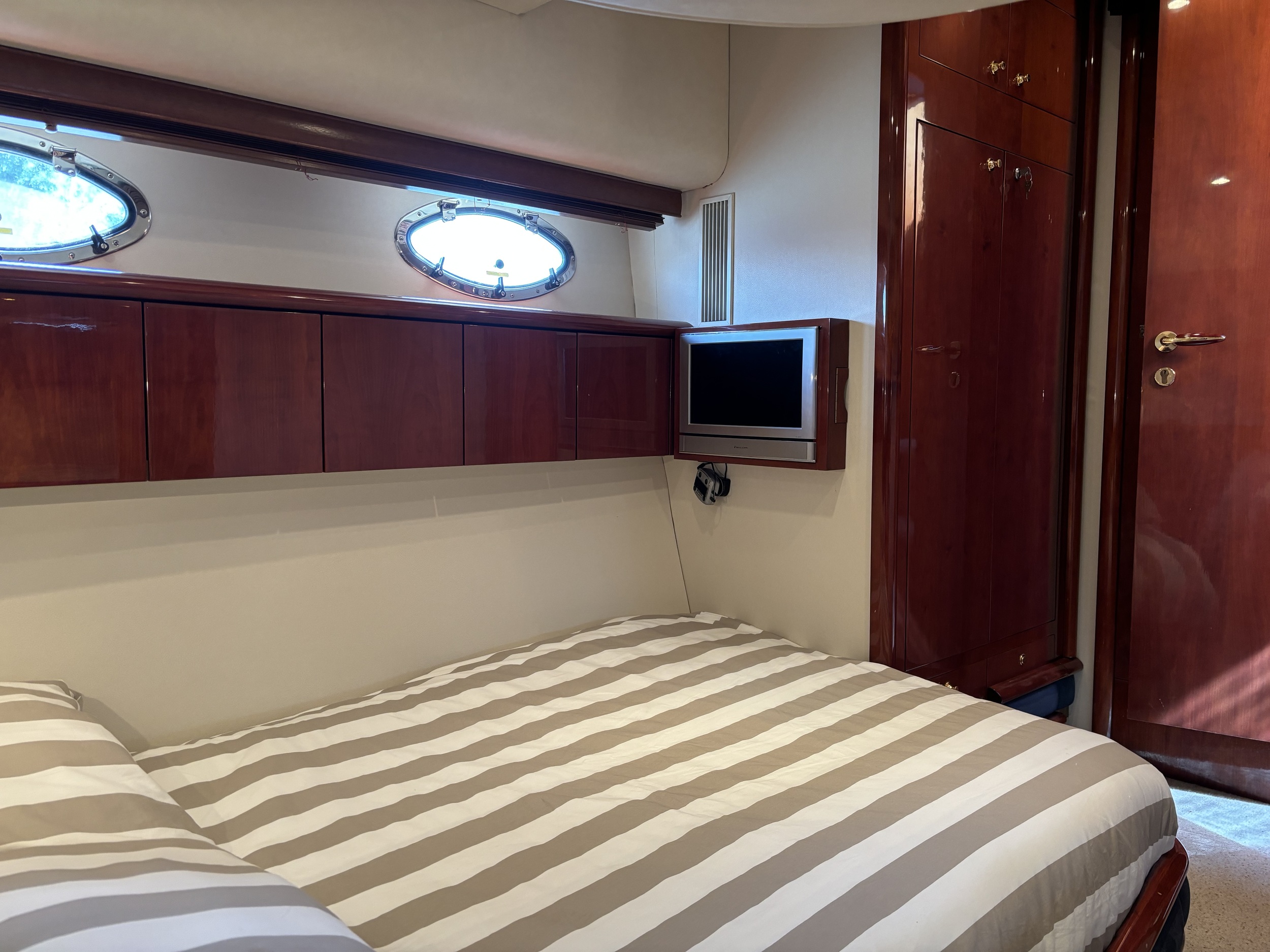 Fairline Squadron 58 — foto 21 van 21