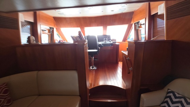 Trader 64 Sunliner - BluYachting — foto 11 van 12