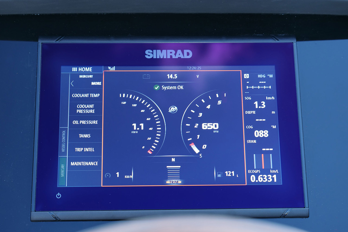 Sea Ray SPX 230 — foto 33 van 42
