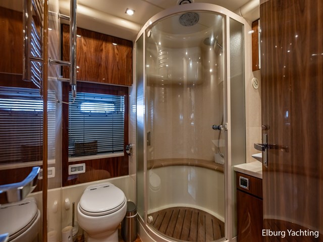 Fairline Squadron 70 - CVO Certified — foto 35 van 100