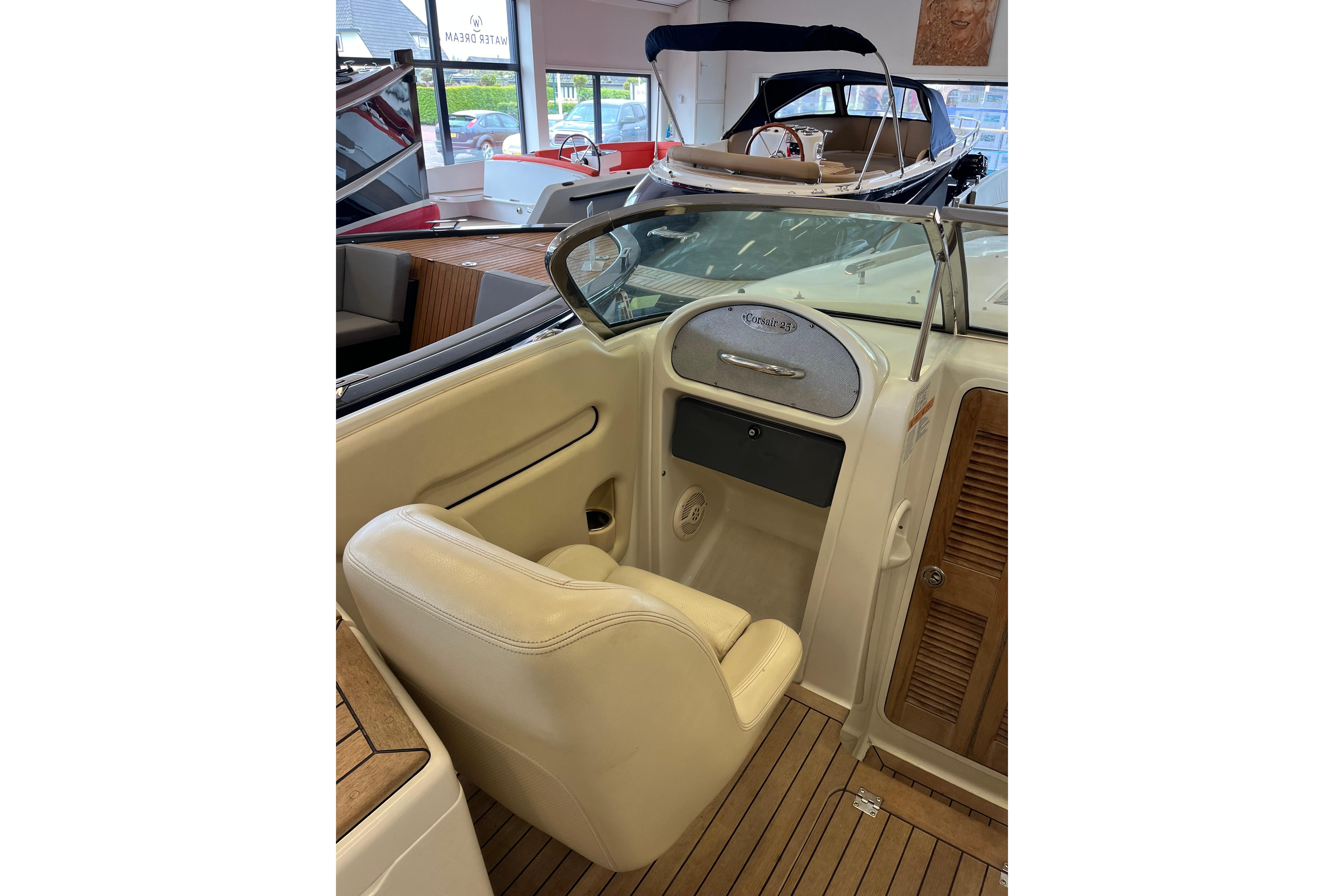 Chris-Craft Corsair 25 — foto 15 van 20