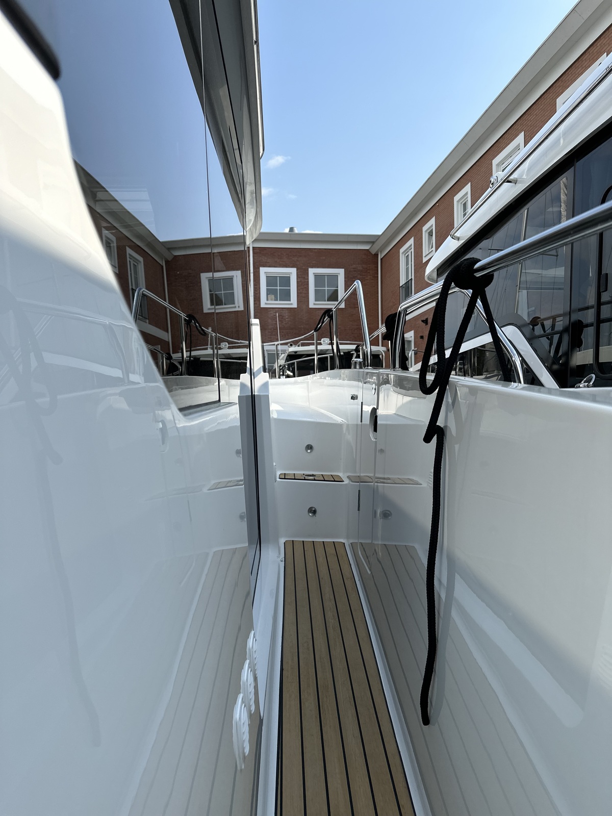 Delphia Yachts Delphia 10 Sedan ELEKTRISCH — foto 5 van 12