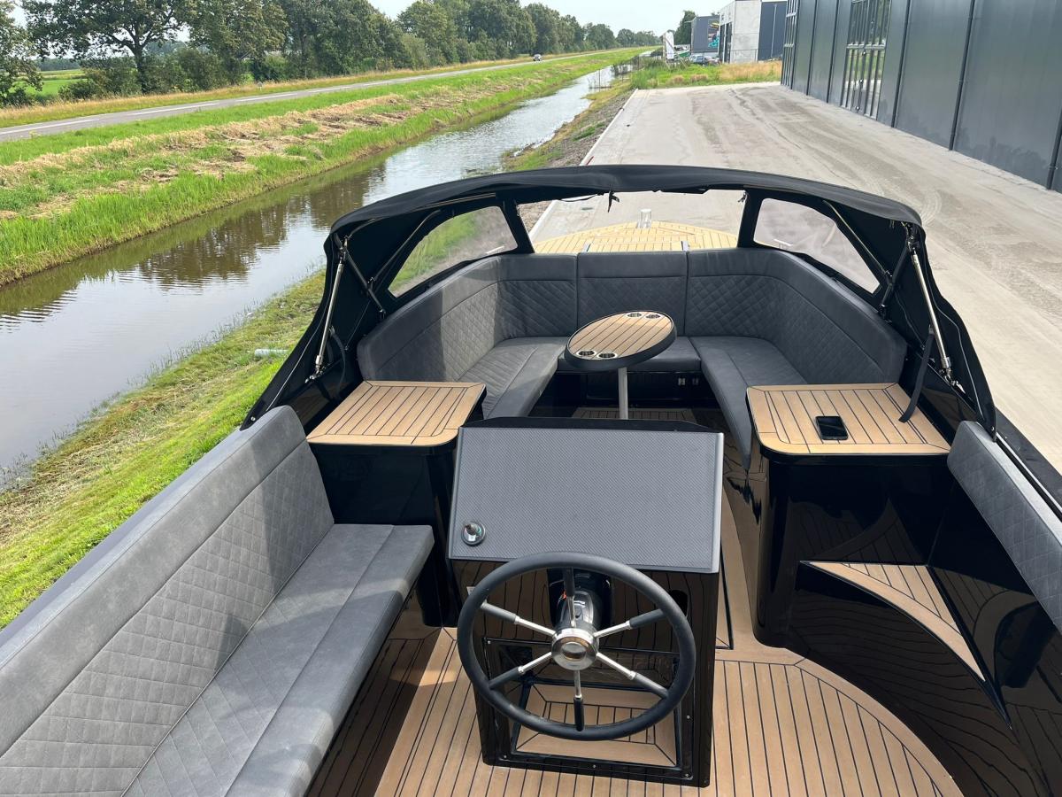 Maxima 740 Tender — foto 17 van 19