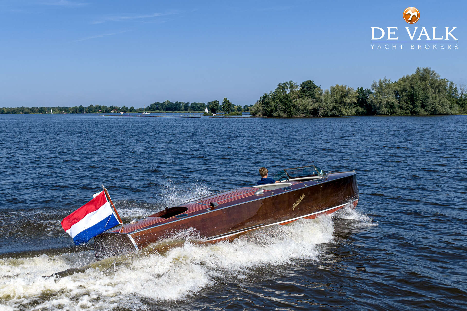 Hacker-Craft Triple Cockpit Runabout — foto 14 van 33
