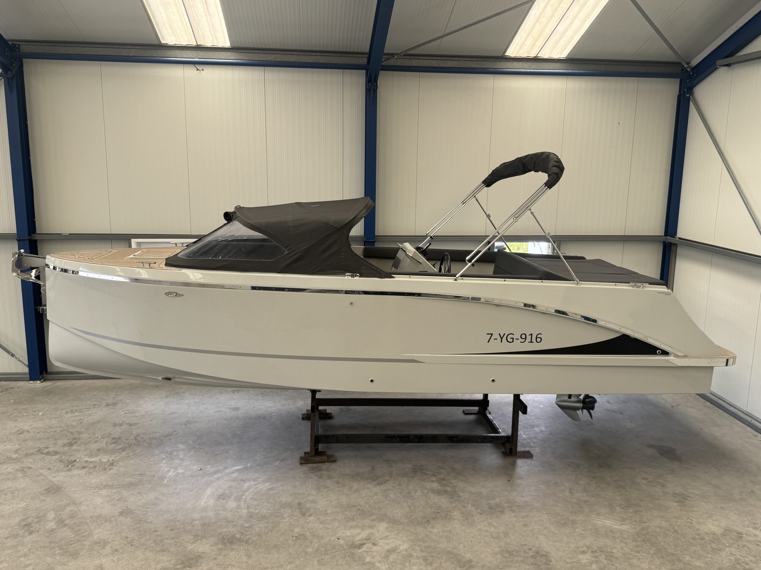 Maxima 740 (jong gebruikt) — foto 11 van 13