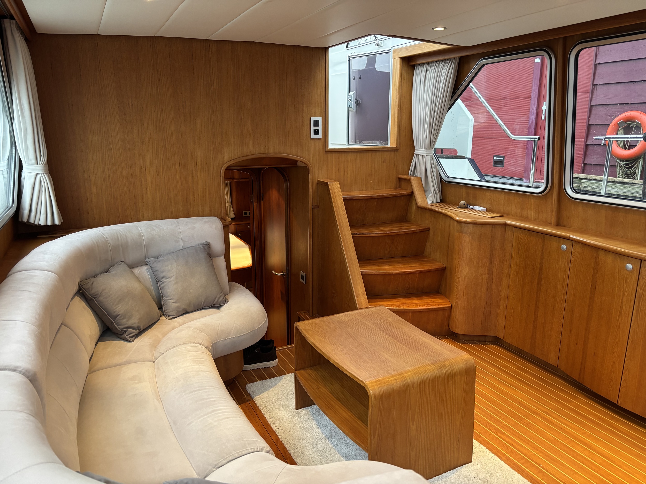 Explorer 45 — foto 11 van 29