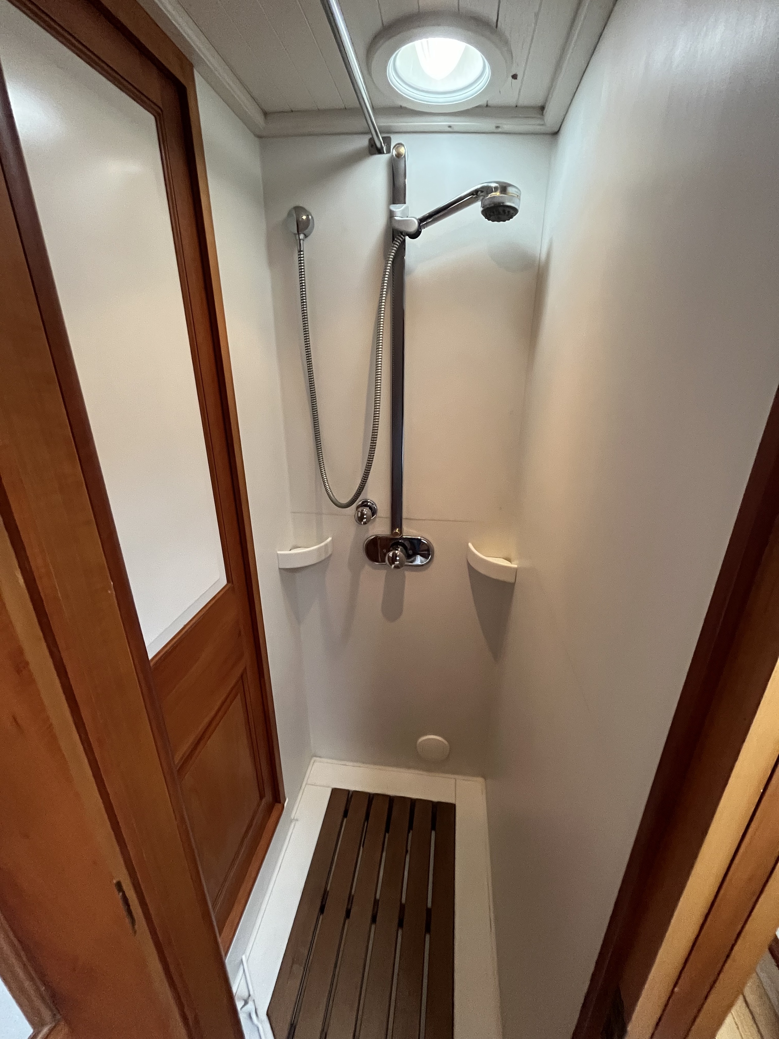 Lemsteraak Gouden Leeuw - Roefaak Hoek Design — foto 30 van 59