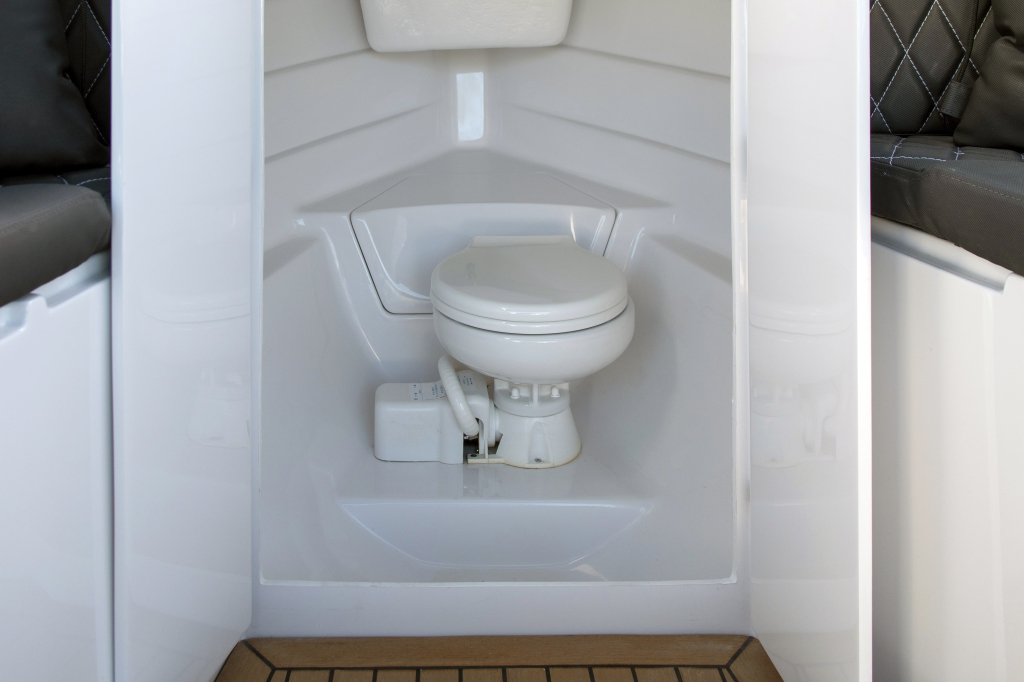 Waterspoor 717 Outboard | Luxe tender | Vanaf €45.950,- — foto 12 van 16