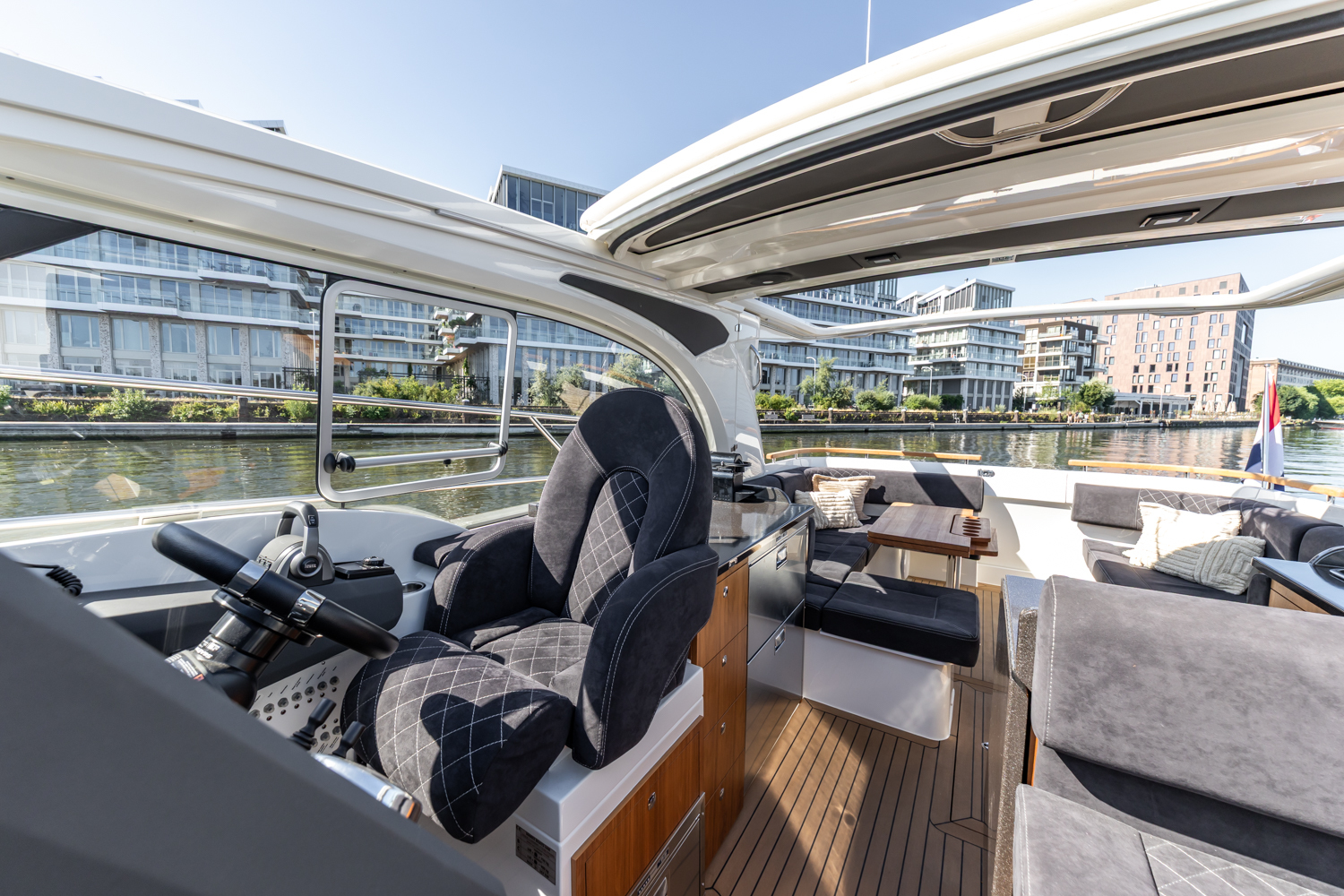 Marex 360 Cabriolet Cruiser — foto 23 van 30