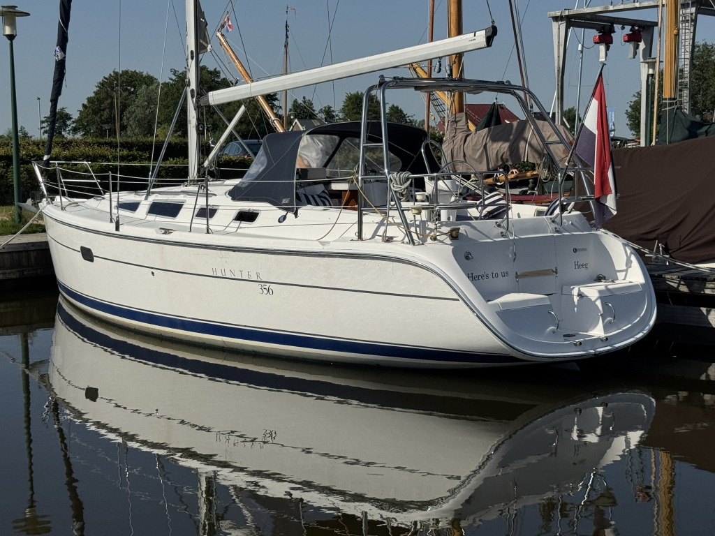 Hunter 356 — foto 3 van 72
