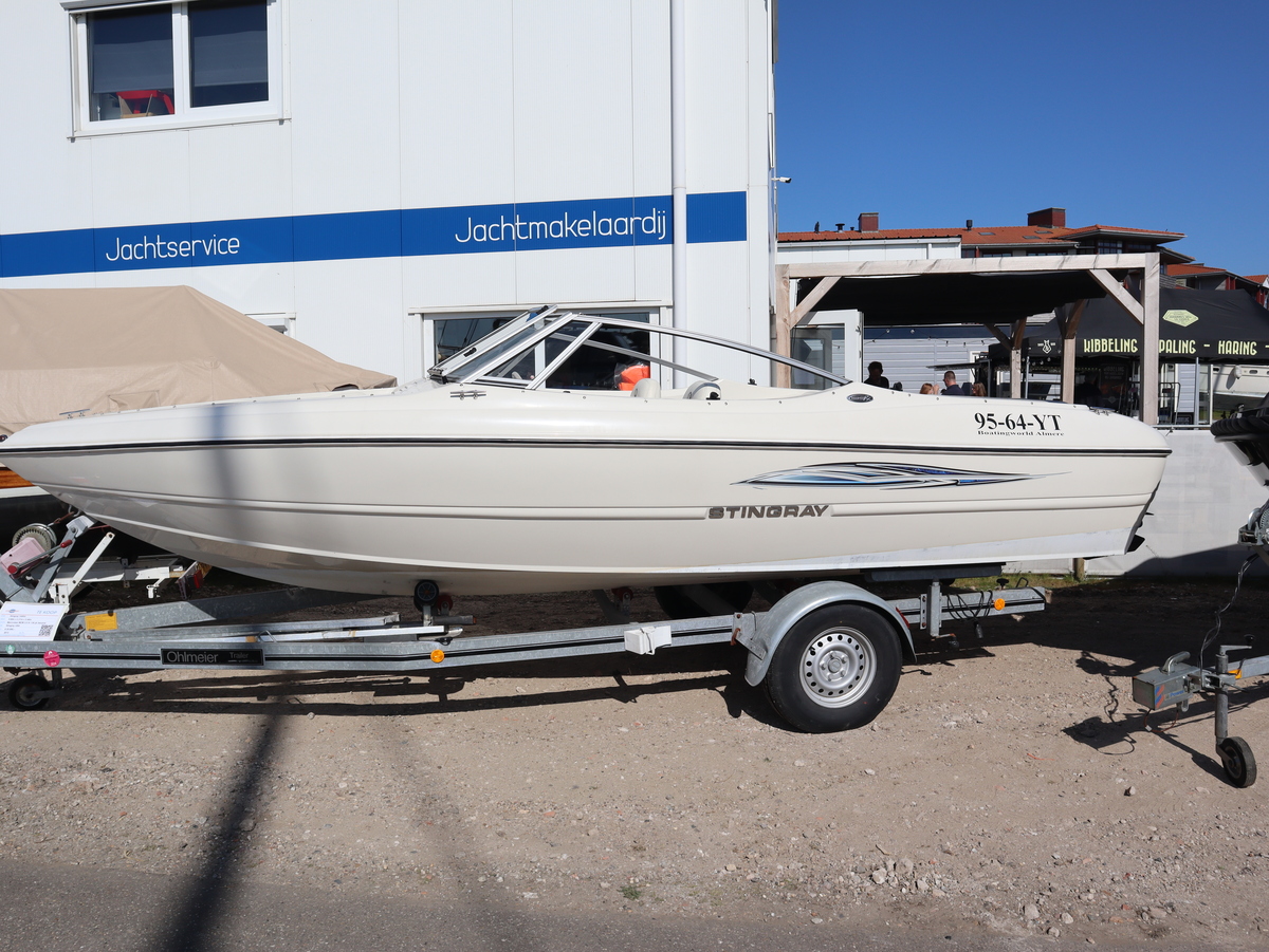 Stingray 195RX — foto 1 van 55