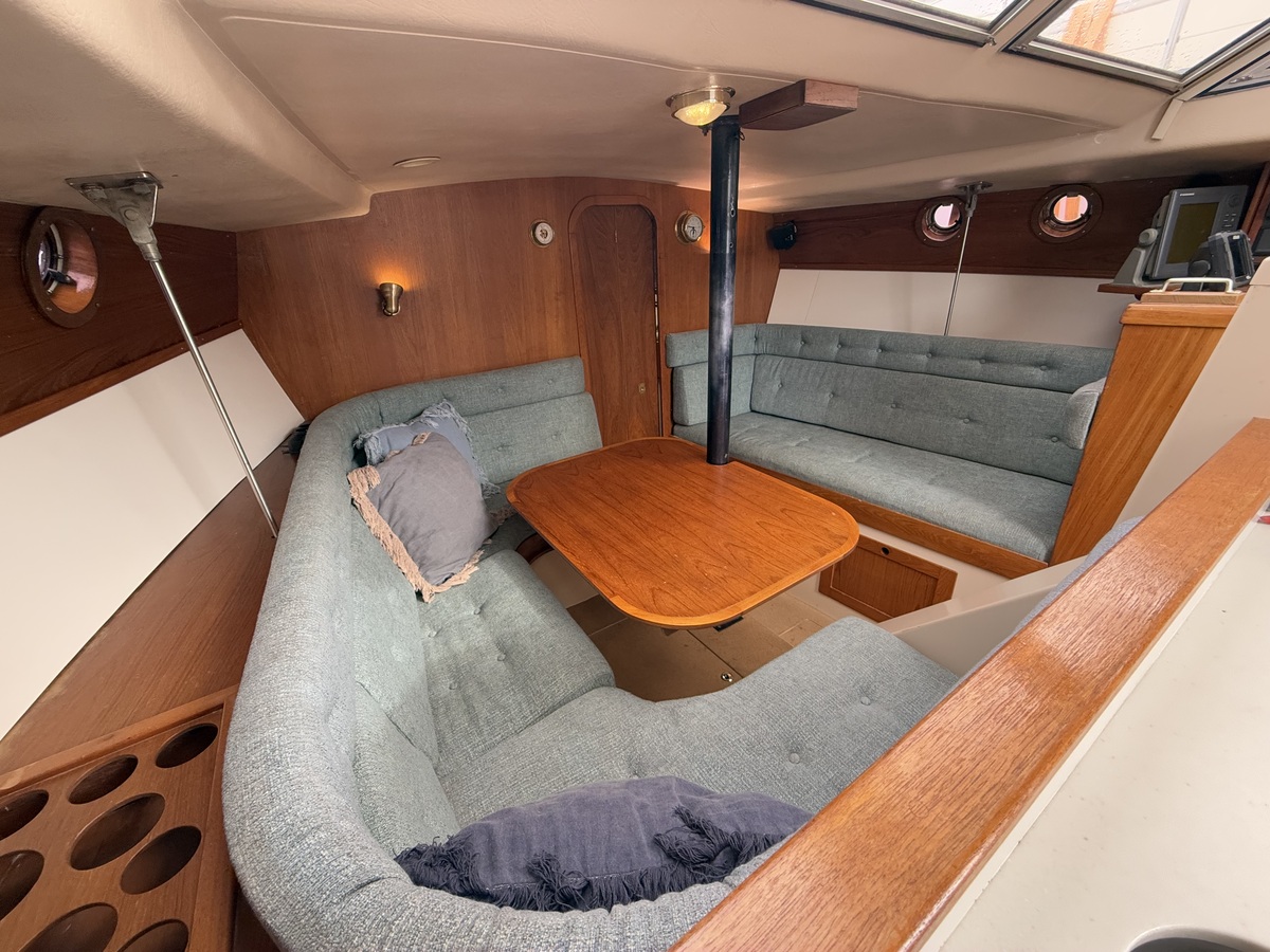 Northshore Yachts Ltd Southerly 105 Ketch — foto 7 van 12