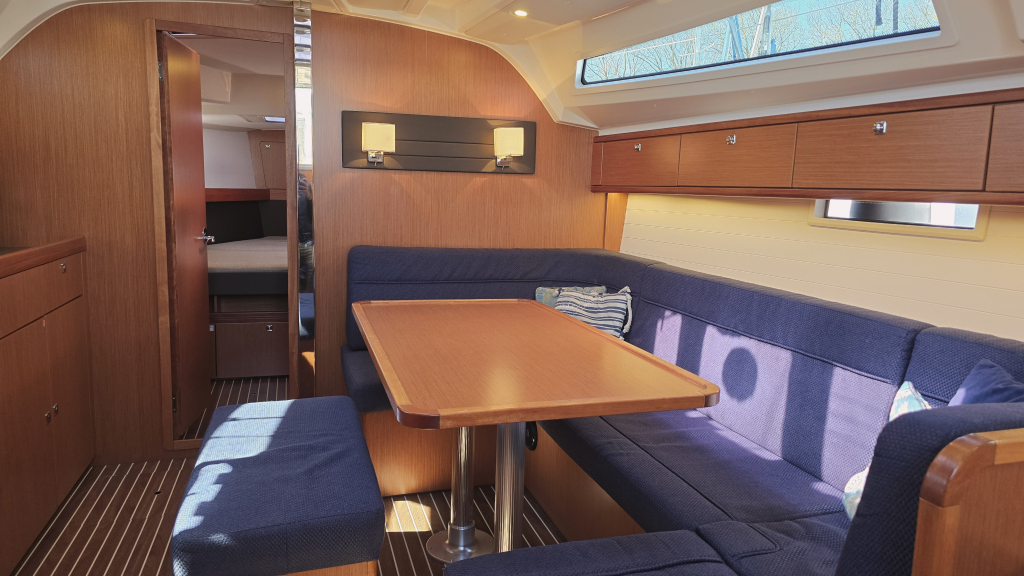 Bavaria 41 Cruiser — foto 21 van 36