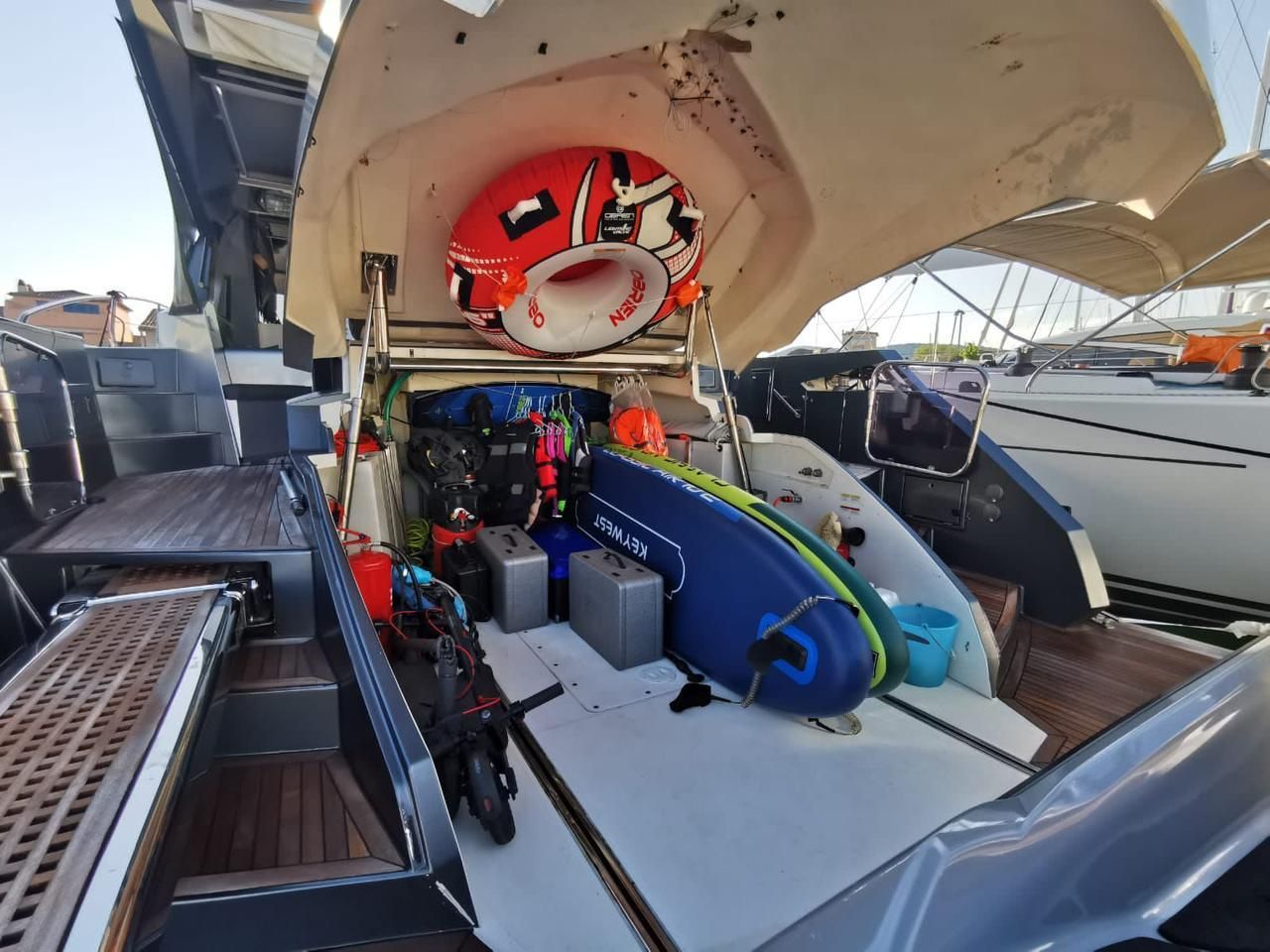 Galeon 700 Raptor Skydeck — foto 2 van 3