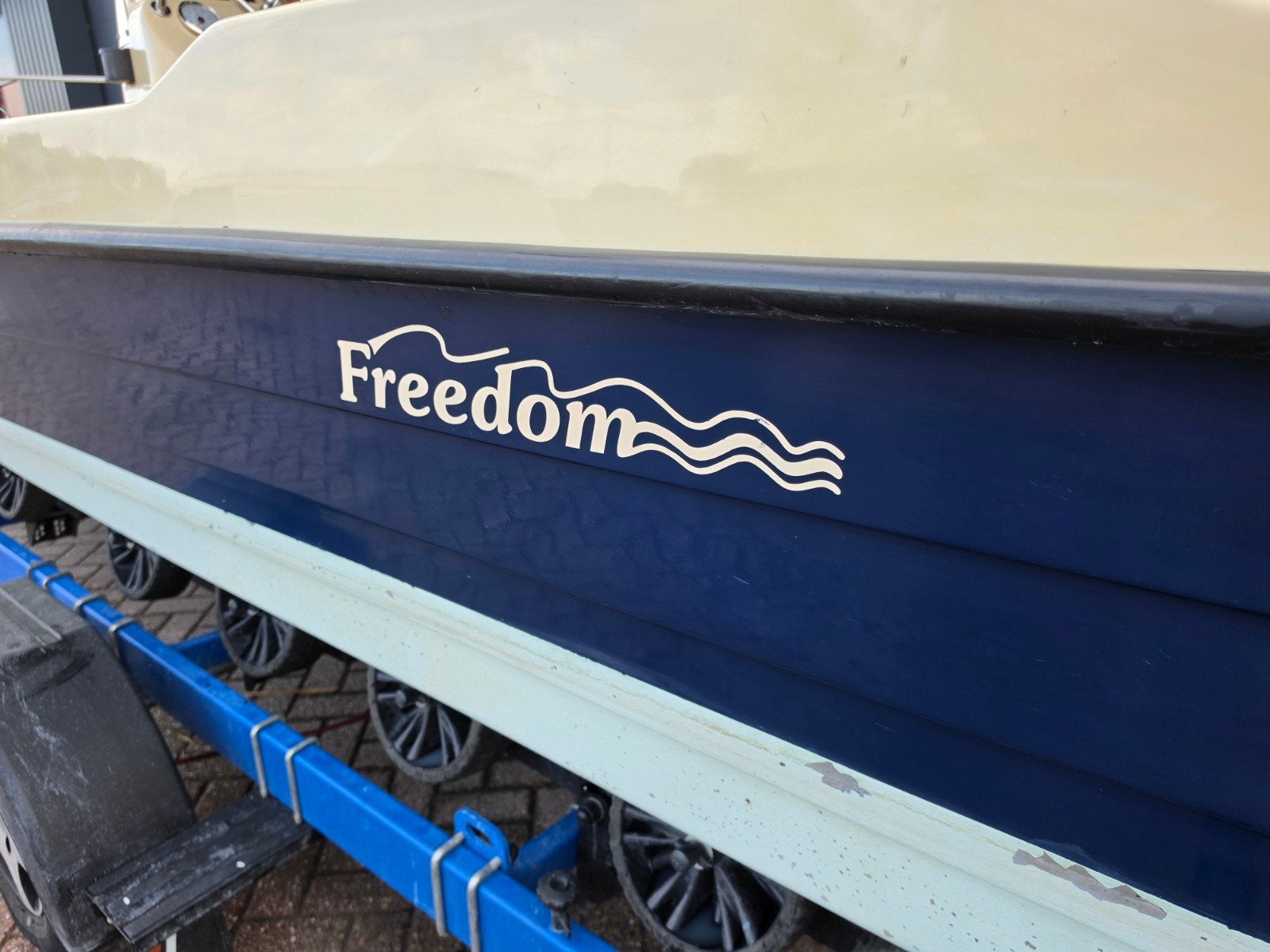 Snelle Freedom 515 + Parsun 40PK *2019* Powertrim-Biminitop — foto 8 van 14