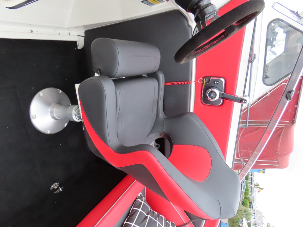 Celebrity 240 CC — foto 11 van 19