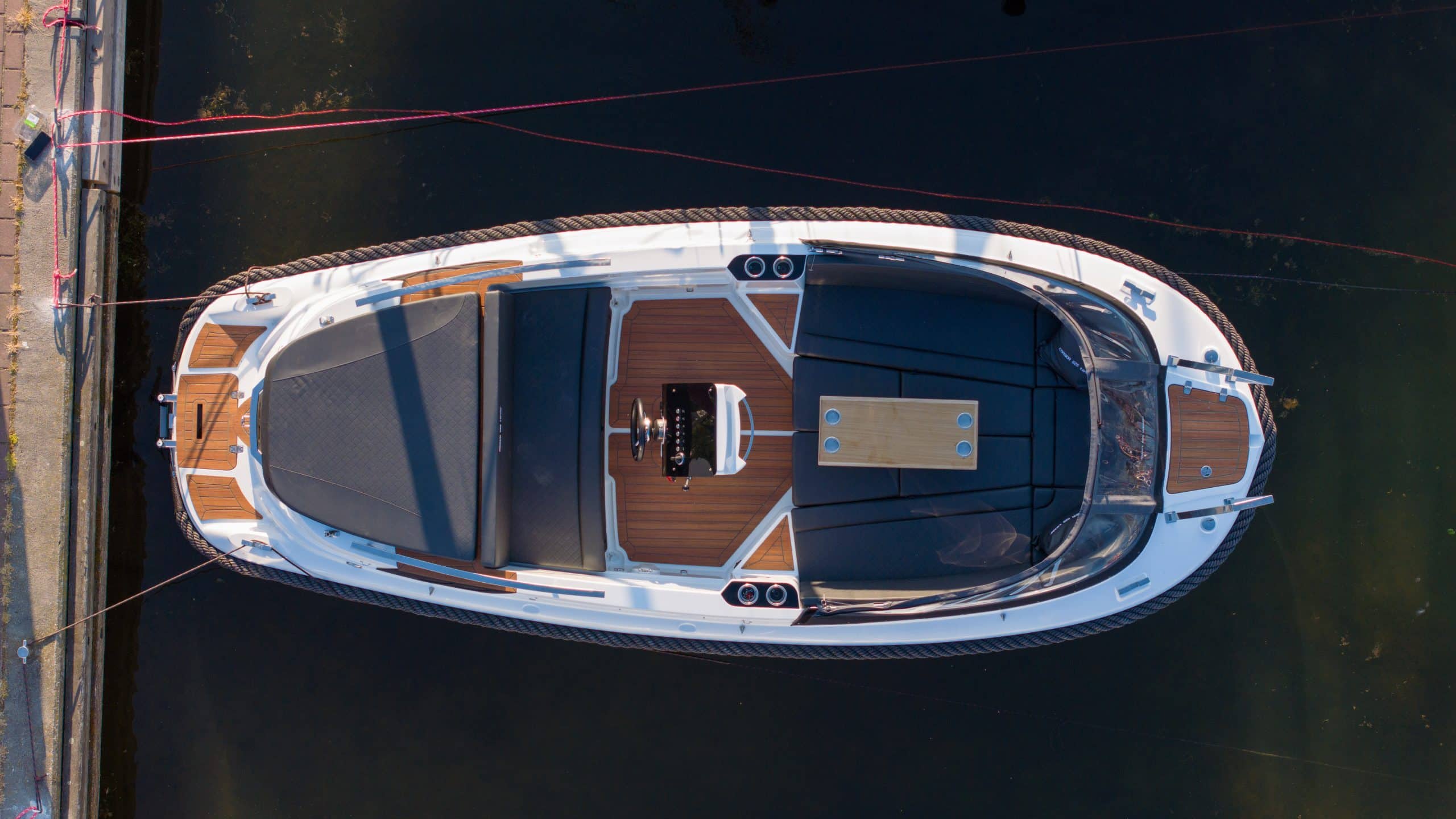 Corsiva 625 Tender — foto 6 van 14