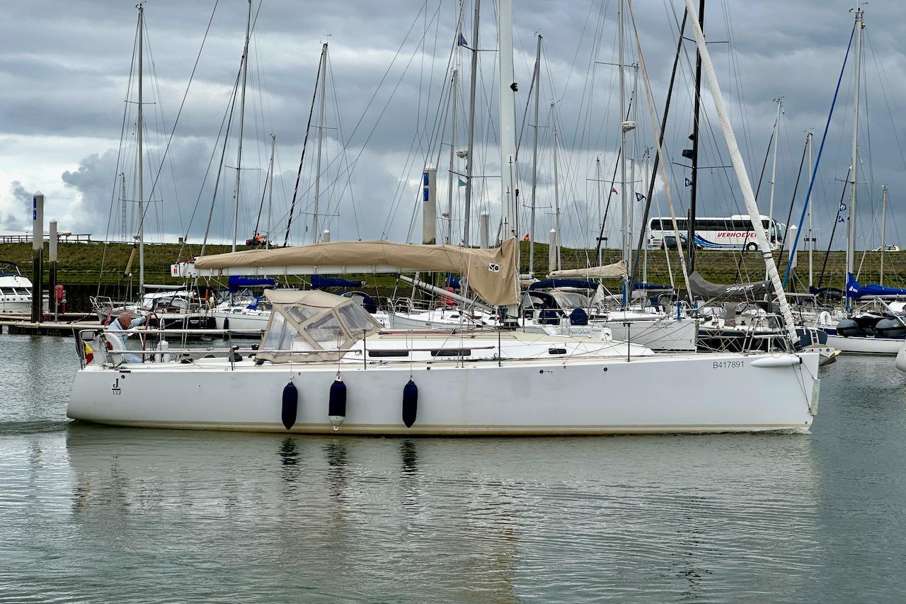 J Boats J/122 — foto 6 van 11