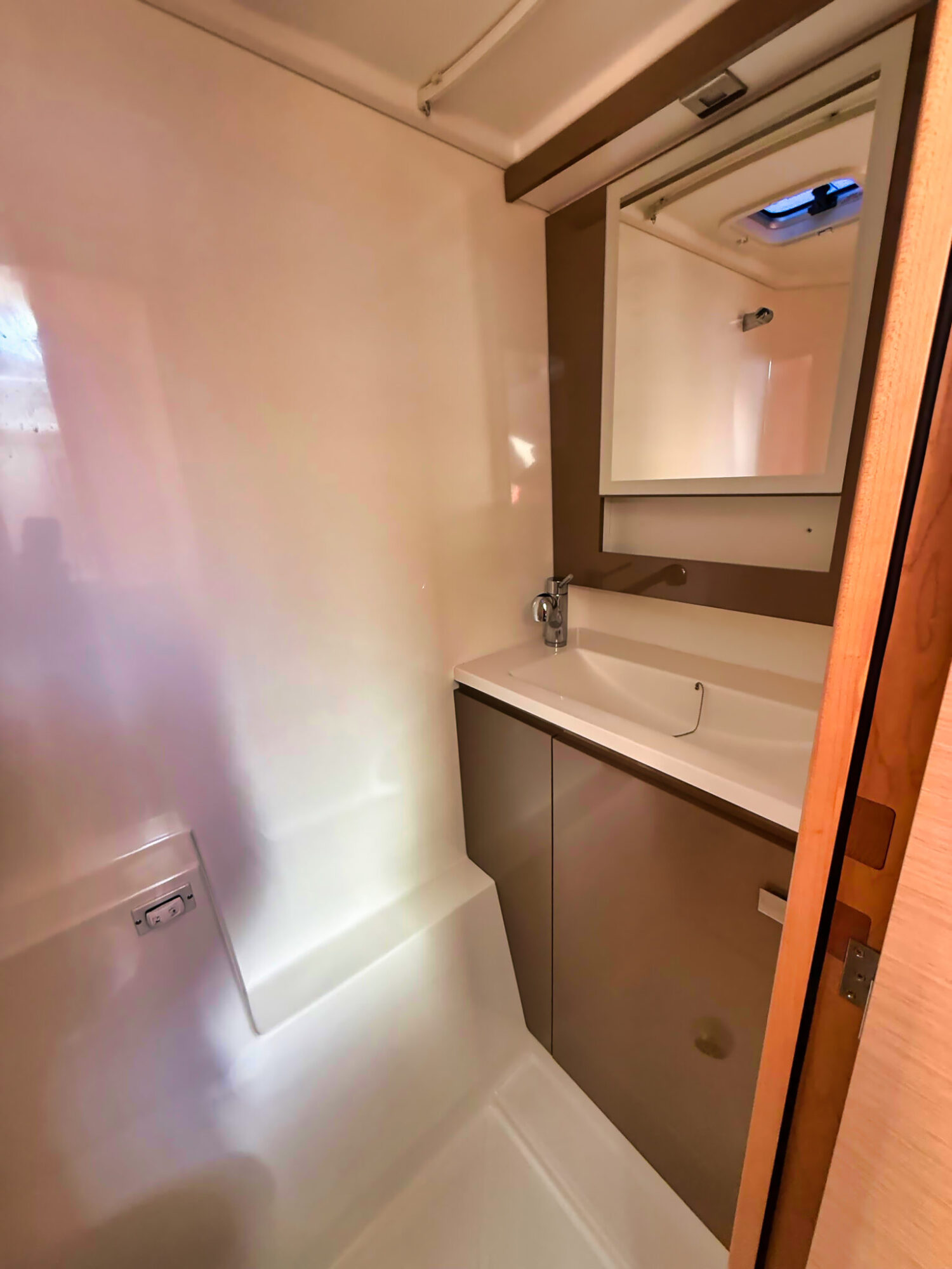 Fountaine Pajot Motorcatamaran MY 37 — foto 25 van 44