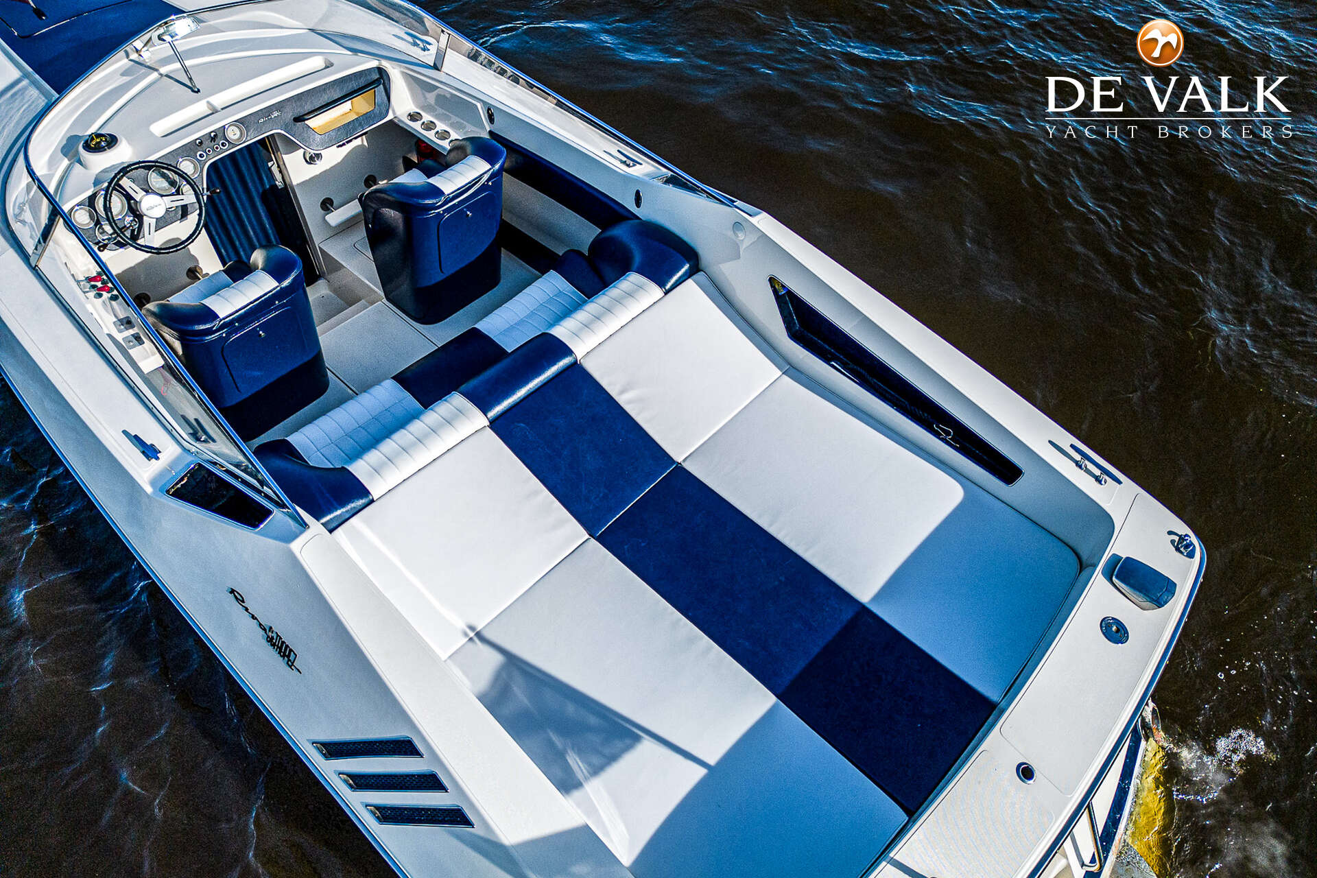 Riva St-Tropez — foto 22 van 44