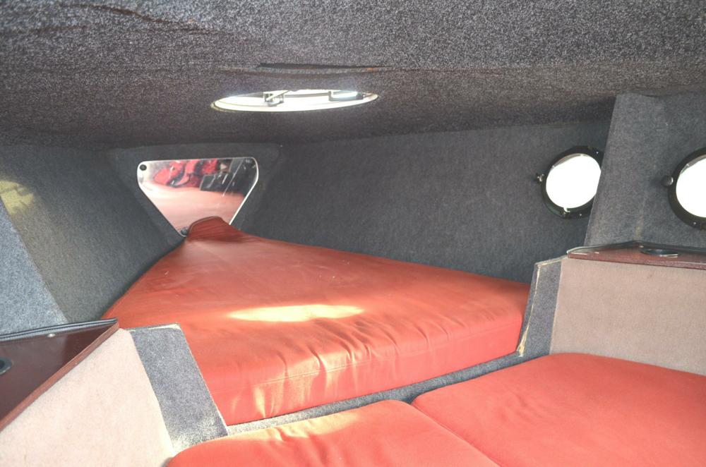 Donzi 30 "Black Widow" — foto 18 van 20
