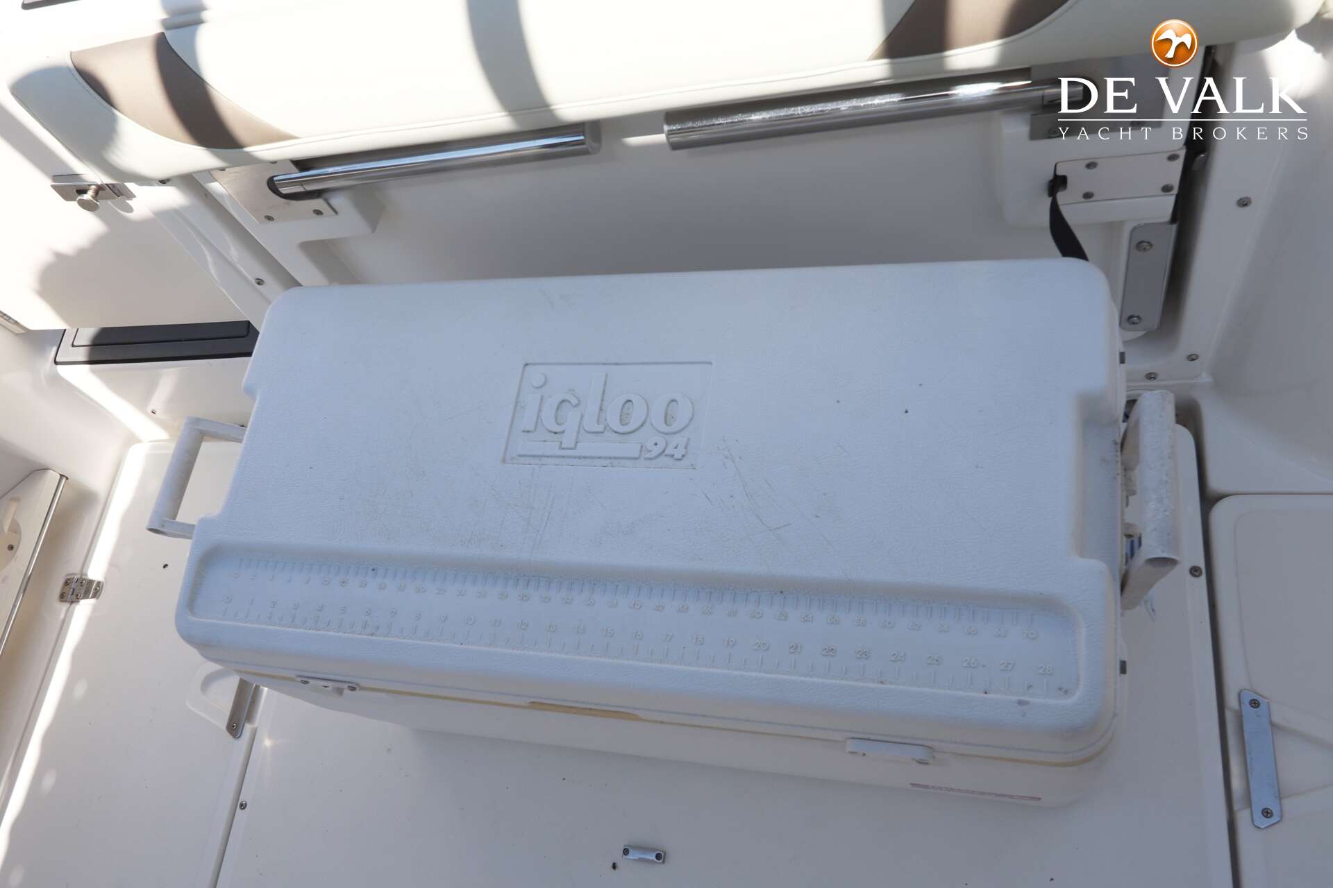 Boston Whaler 270 Outrage — foto 36 van 42