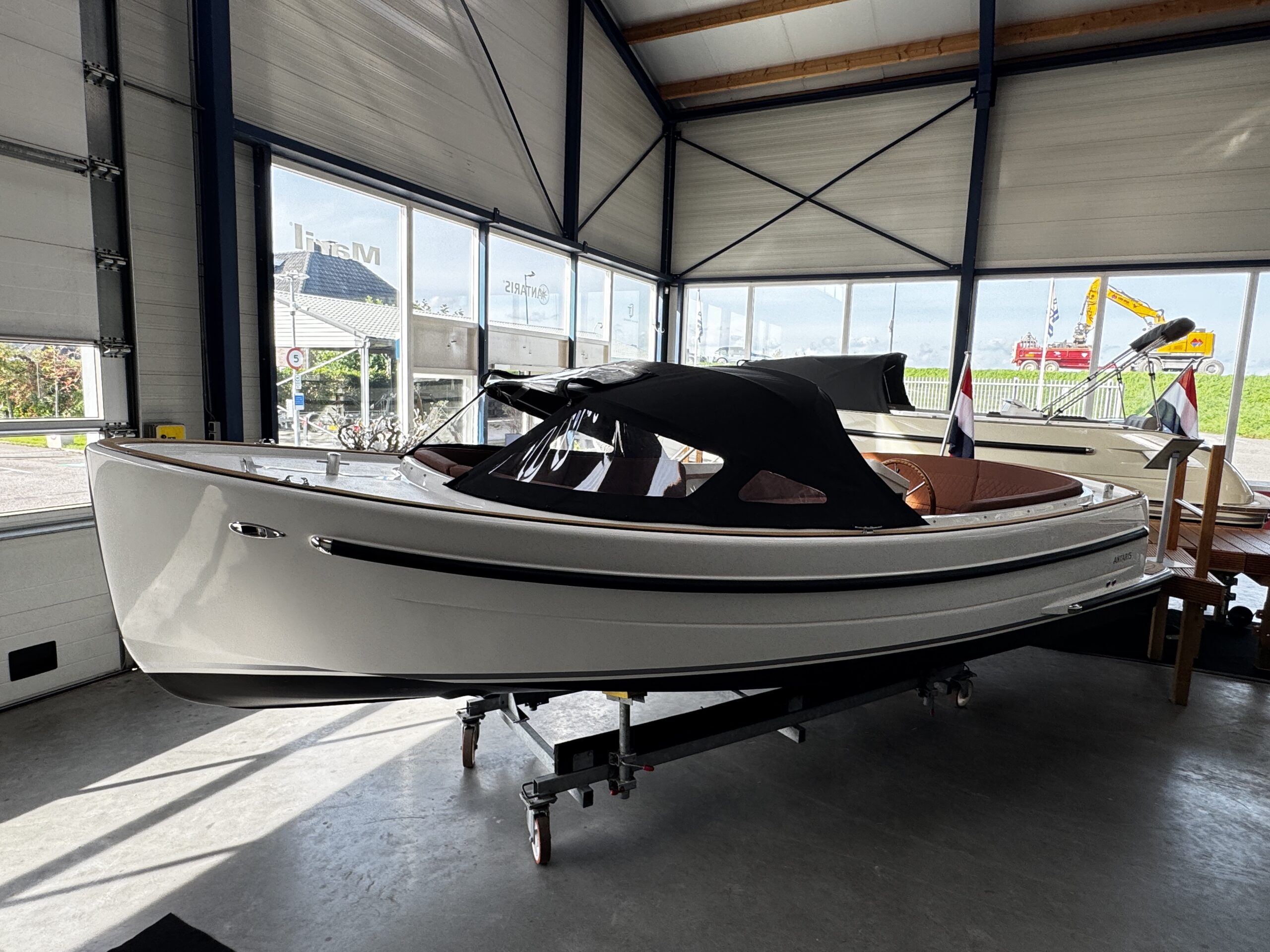Antaris Fifty 5 Elektro — foto 3 van 11