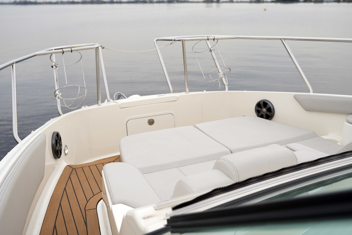 Sea Ray Sundancer 290 — foto 13 van 46