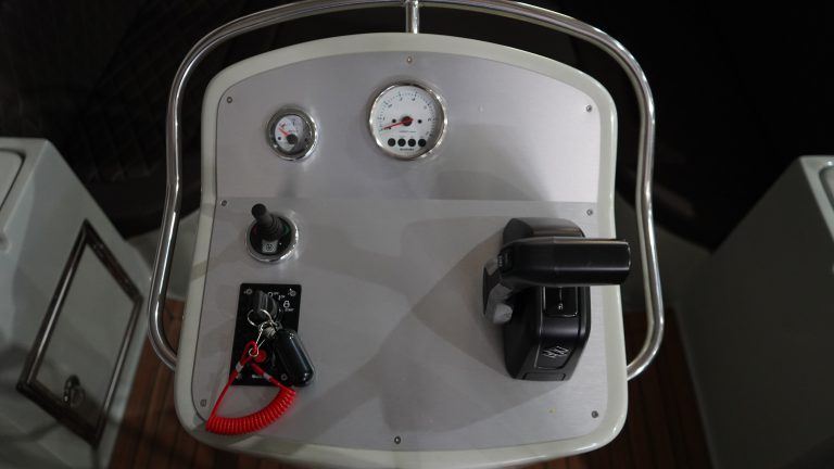 Primeur 710 tender agaatgrijs met 60 Pk DIRECT VAREN — foto 11 van 21