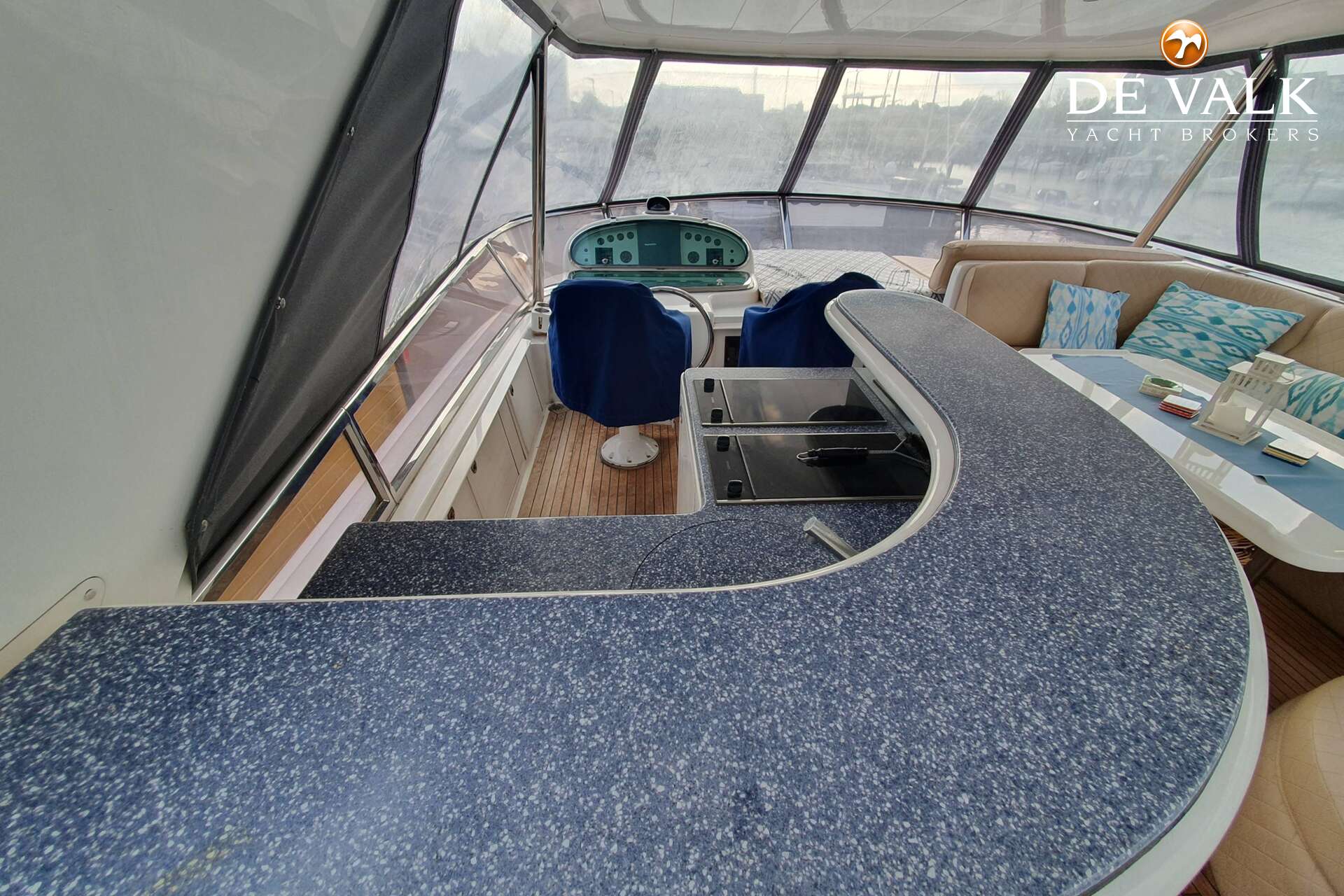 Elegance 72 — foto 15 van 40