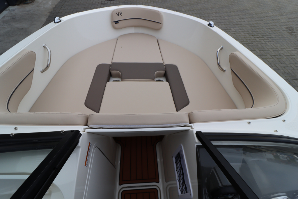 Bayliner VR4 Outboard — foto 12 van 17
